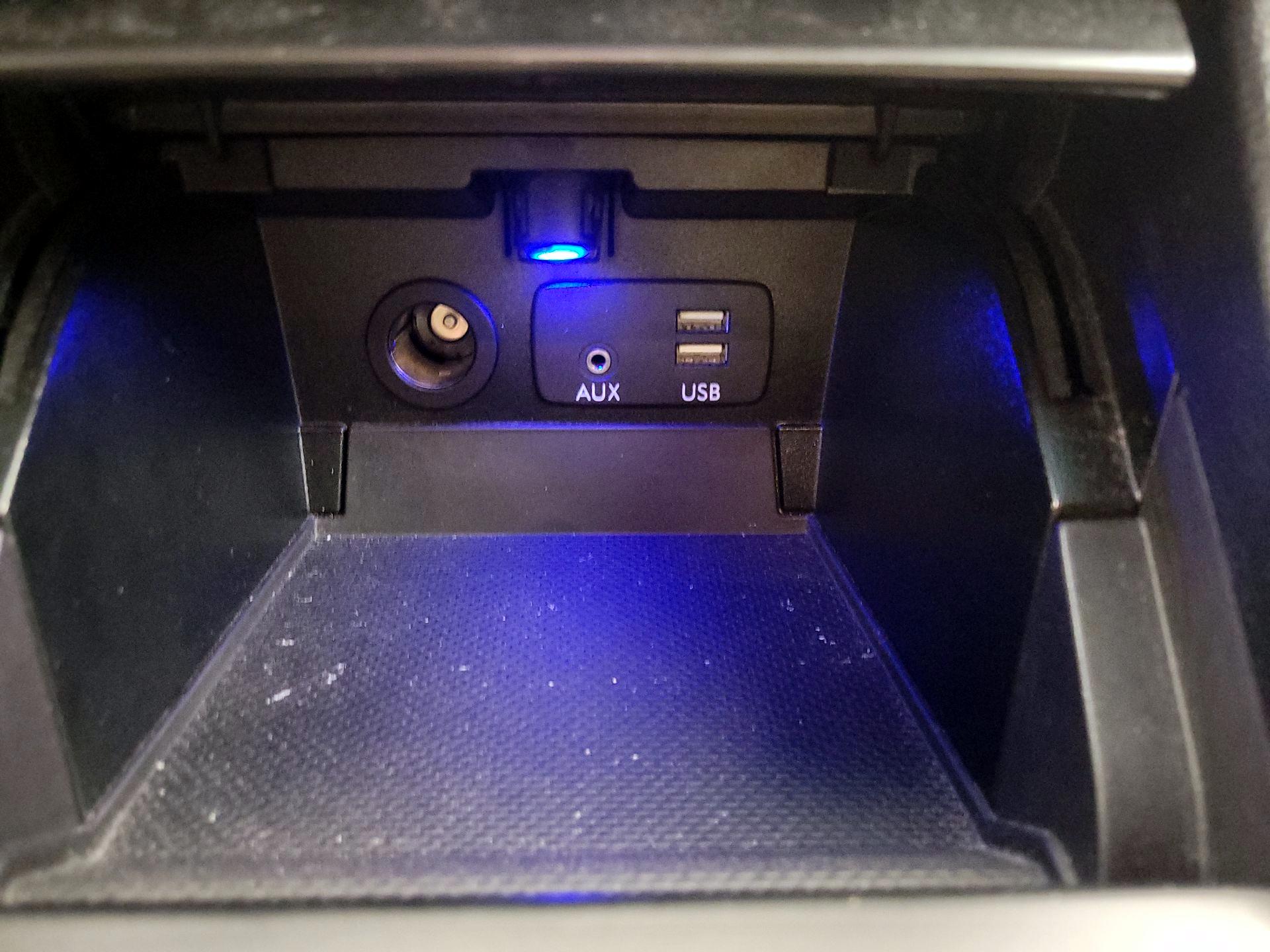 Thumbnail: 2016 Subaru Outback - 18