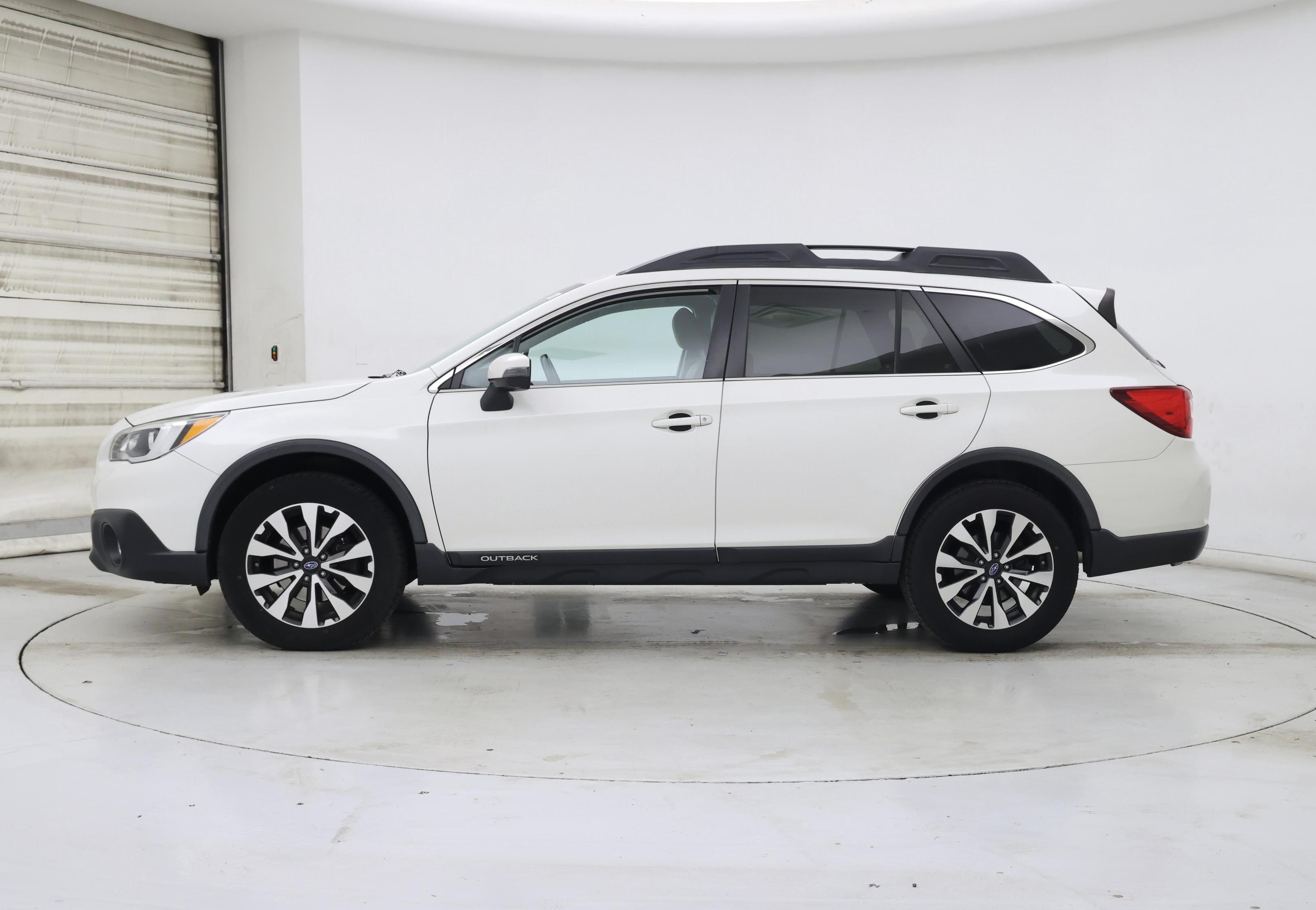 Thumbnail: 2016 Subaru Outback - 3