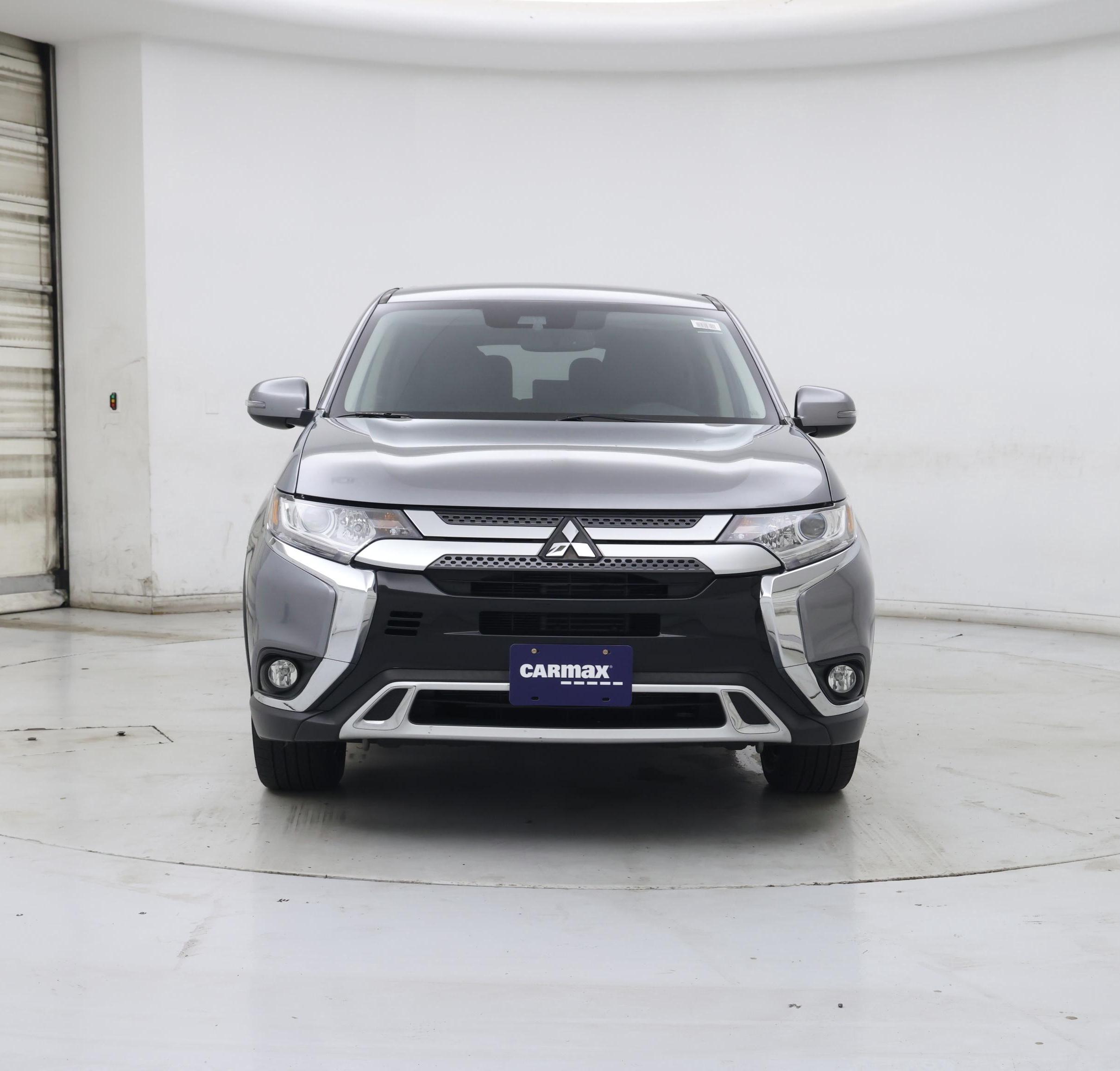Thumbnail: 2020 Mitsubishi Outlander - 5