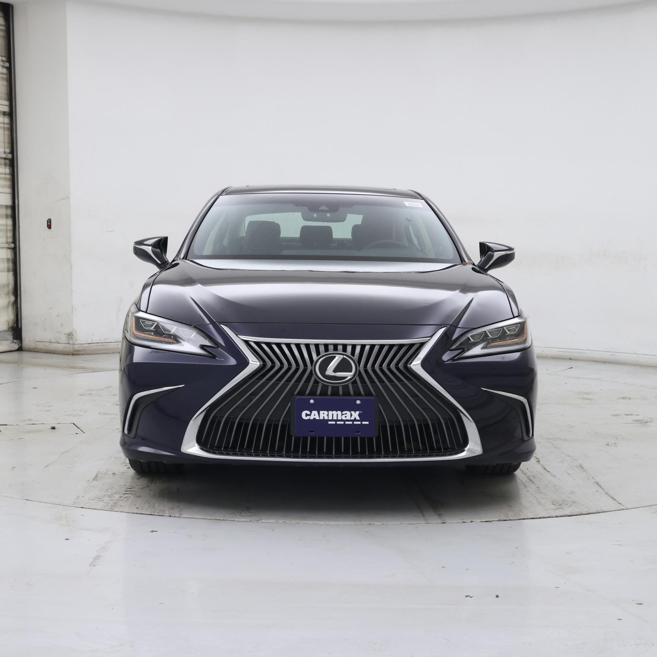 Thumbnail: 2021 Lexus ES - 5