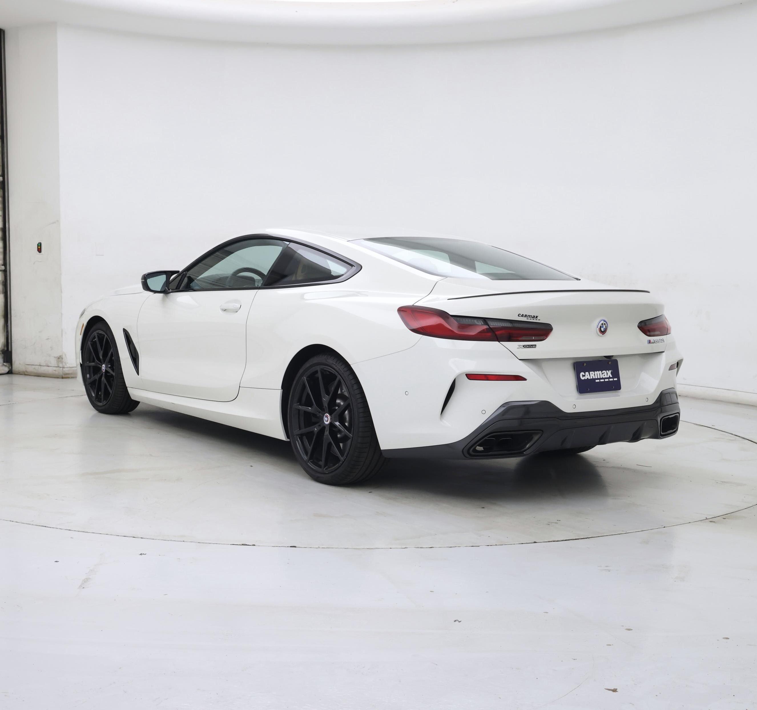 Thumbnail: 2023 BMW 8 Series - 2