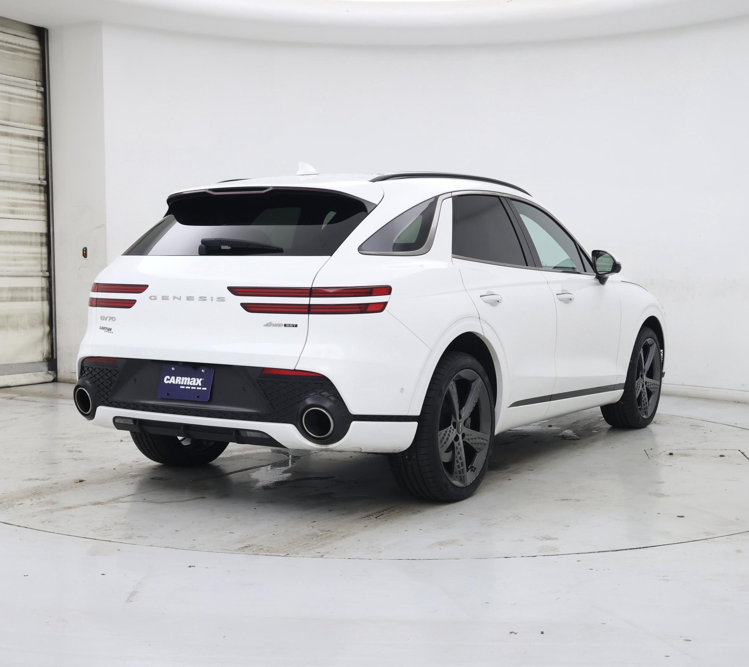 Thumbnail: 2022 Genesis GV70 - 8