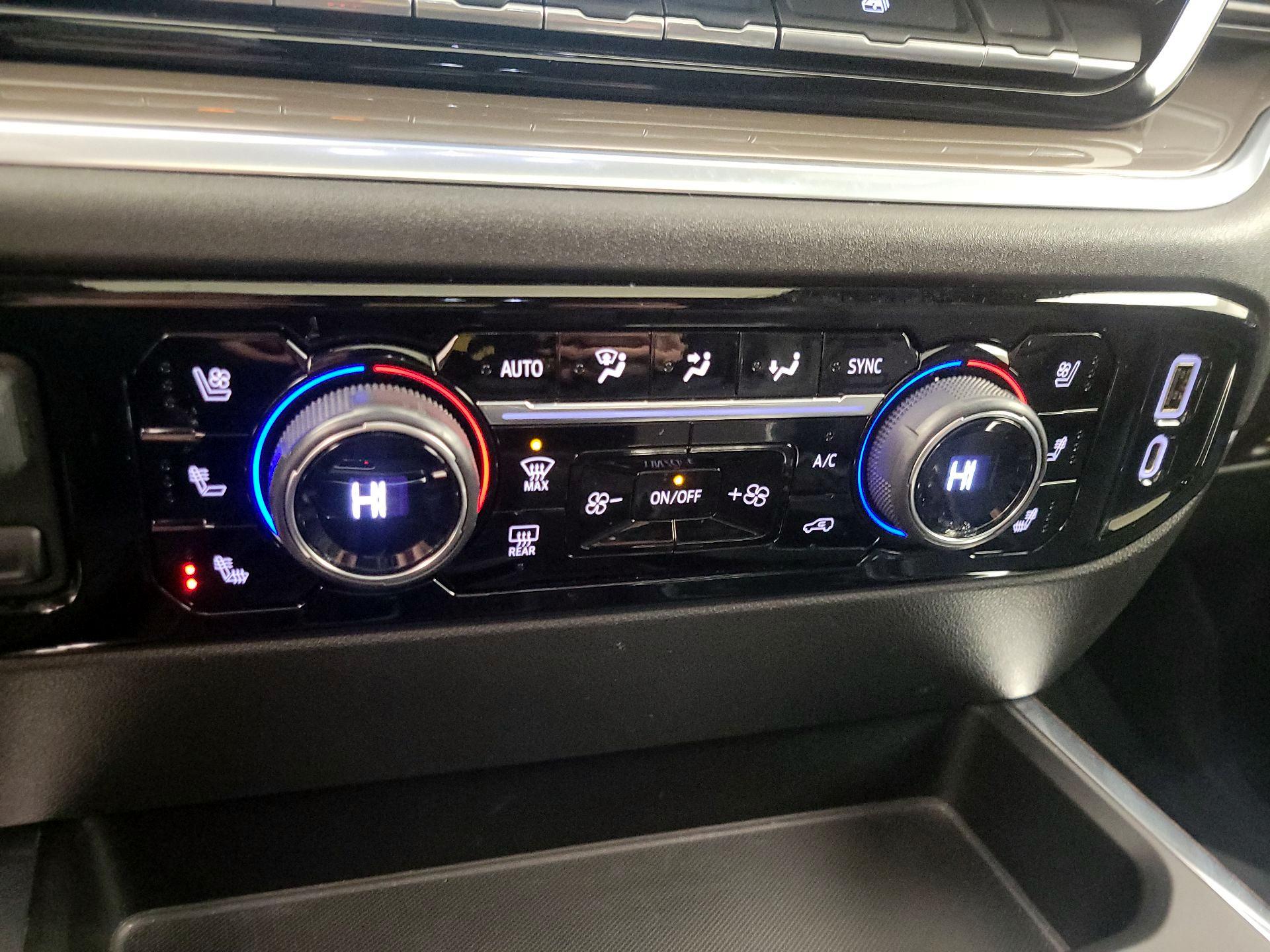 Thumbnail: 2022 Chevrolet Silverado 1500 - 16