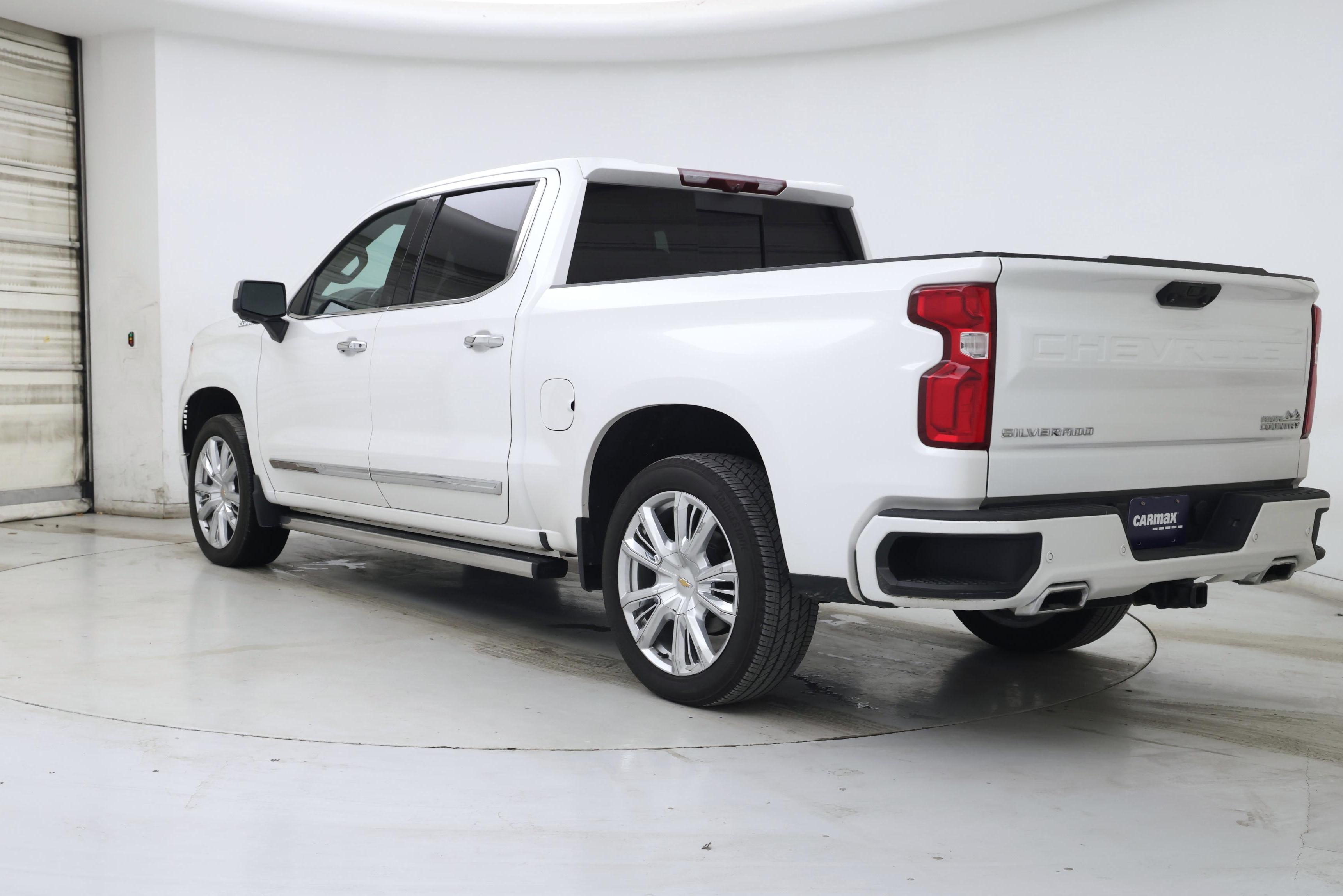 Thumbnail: 2022 Chevrolet Silverado 1500 - 2