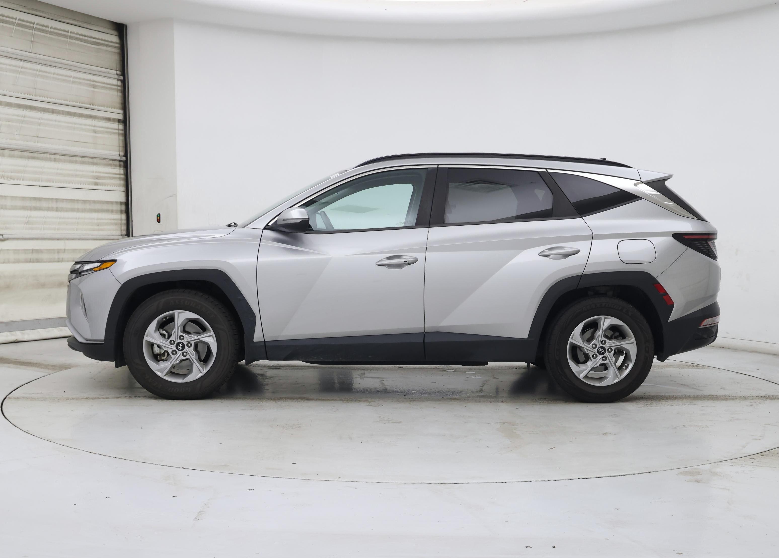 Thumbnail: 2022 Hyundai Tucson - 3