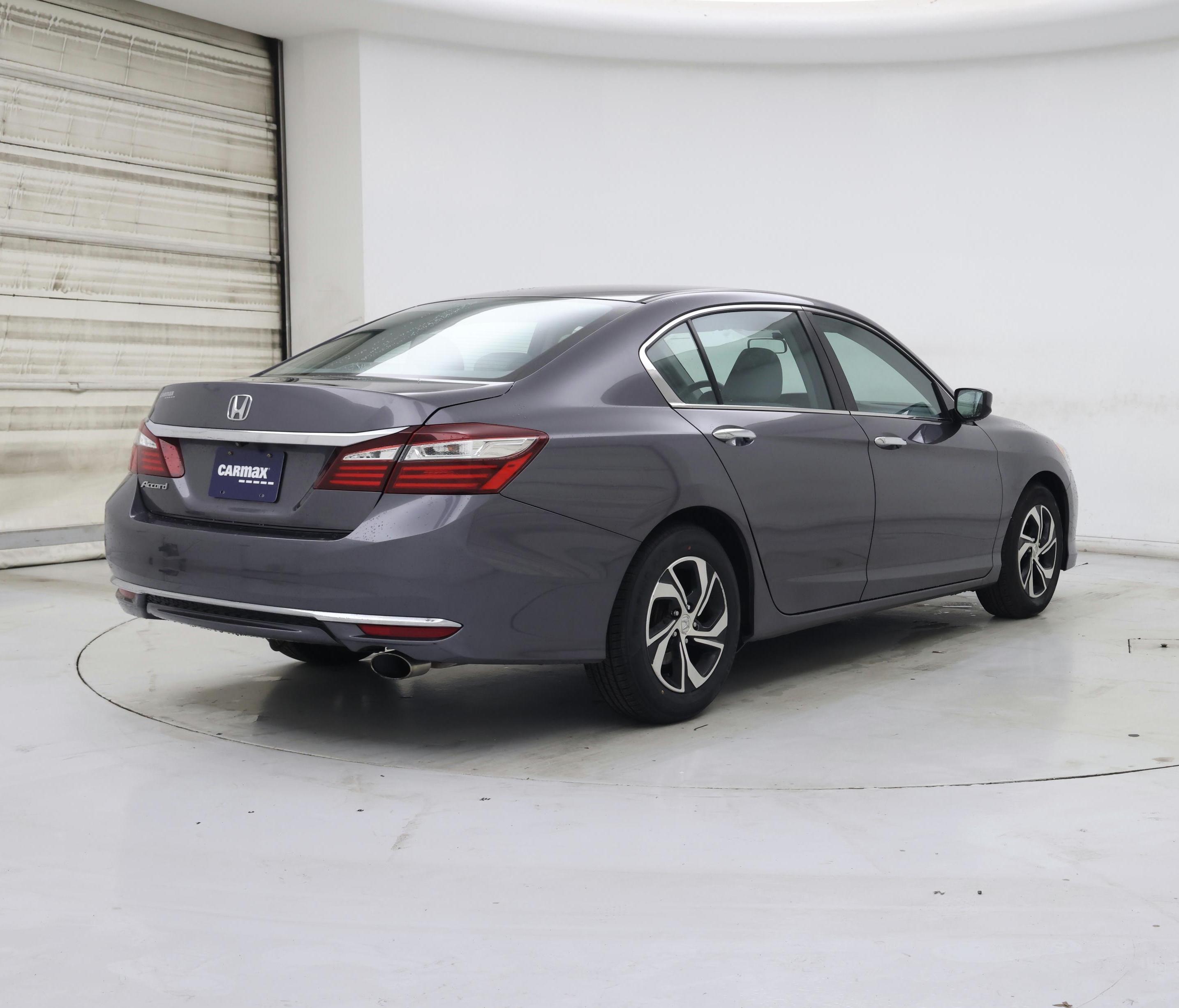 Thumbnail: 2016 Honda Accord - 8