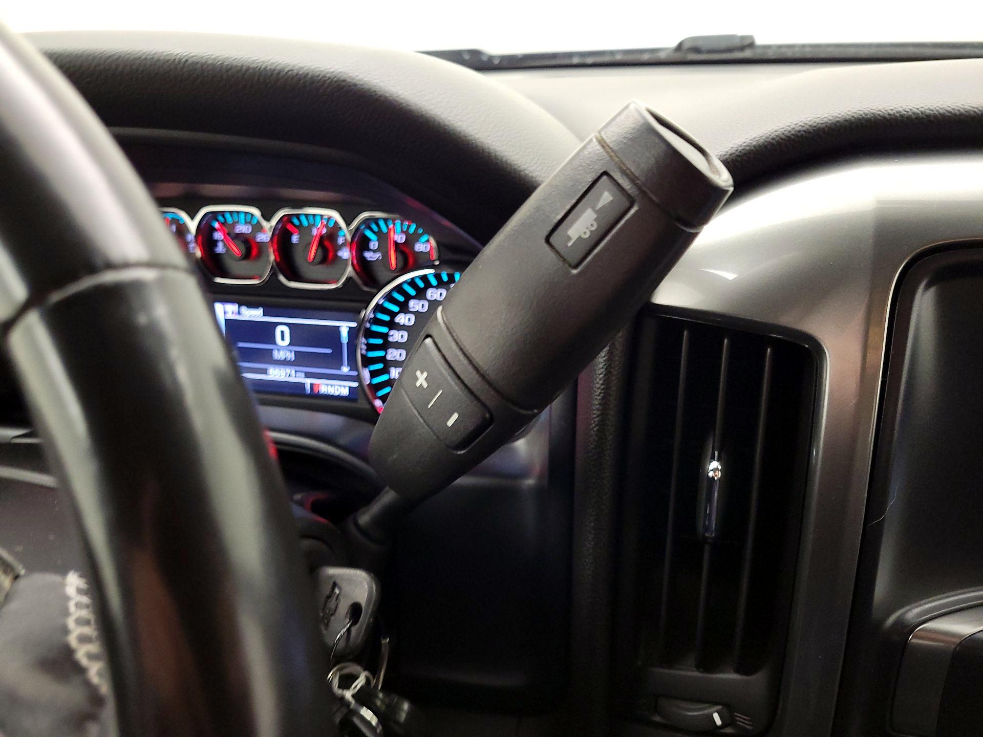 Thumbnail: 2016 Chevrolet Silverado 1500 - 17