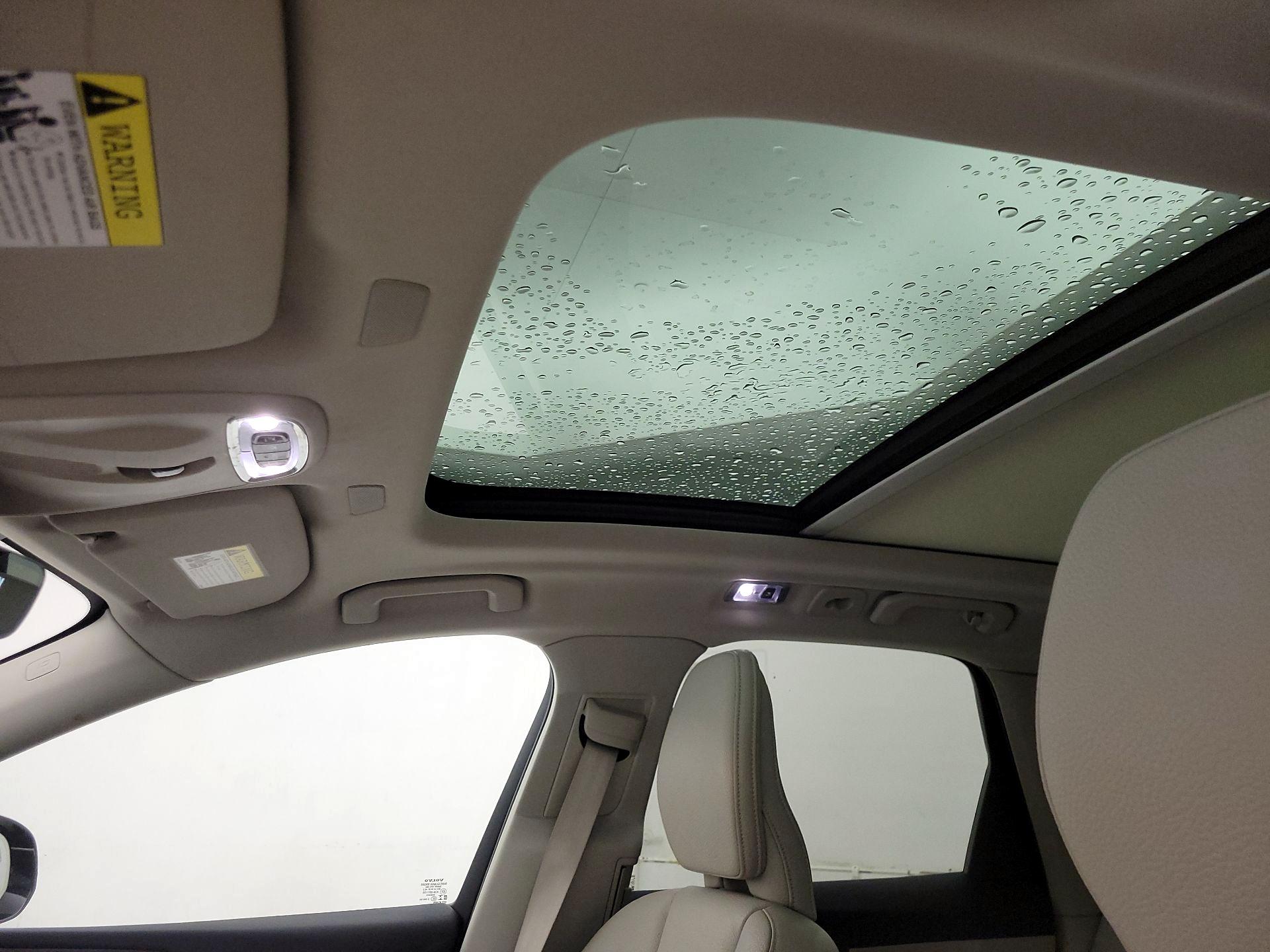 Thumbnail: 2021 Volvo XC60 - 19