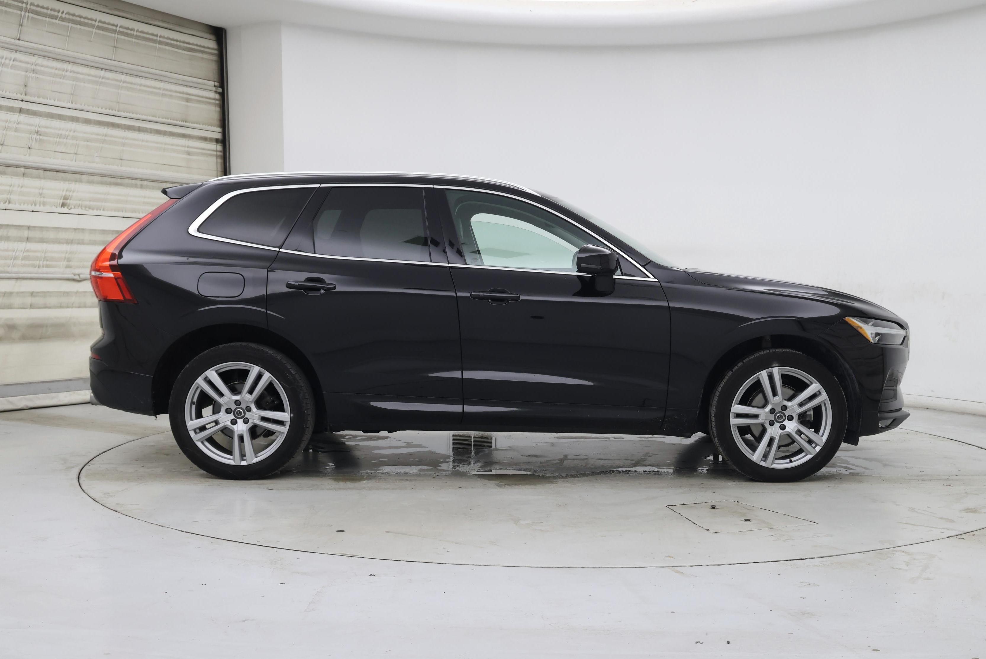 Thumbnail: 2021 Volvo XC60 - 7