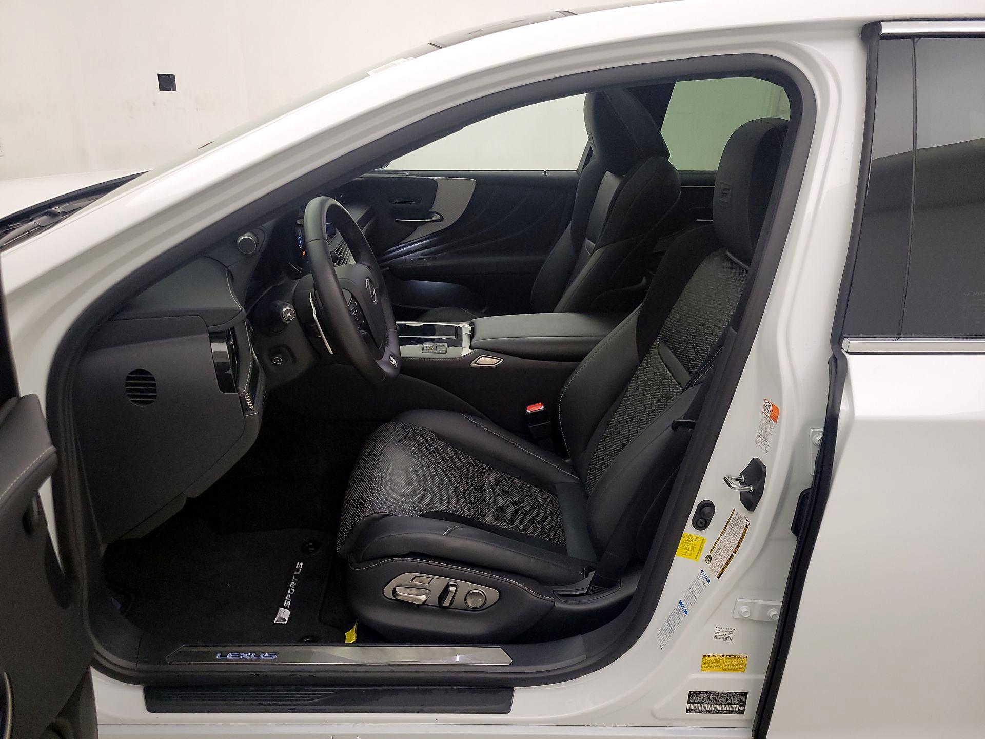 Thumbnail: 2024 Lexus LS - 11