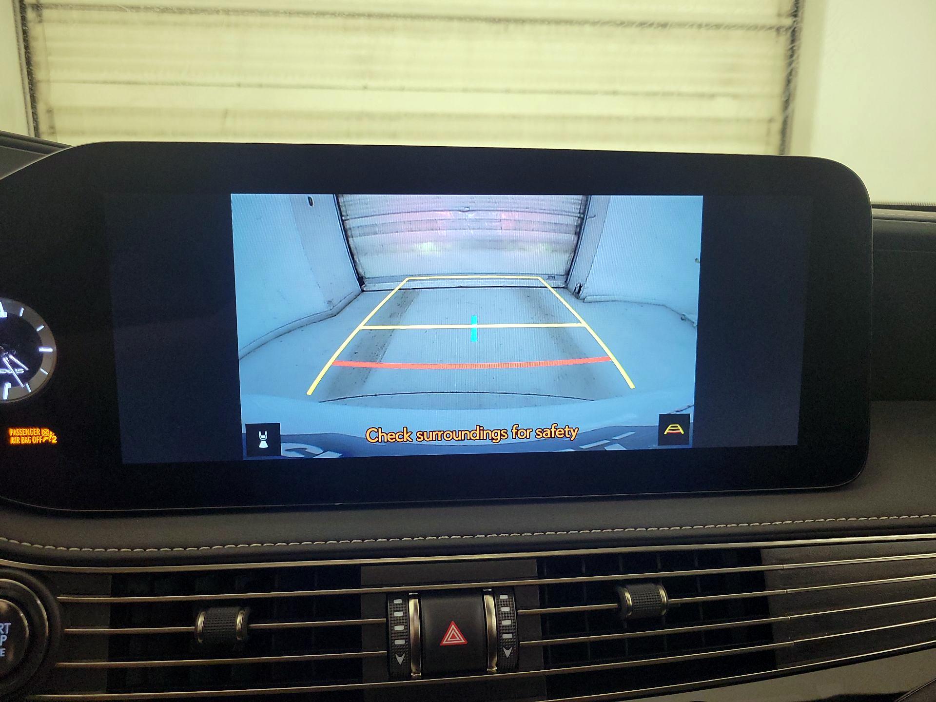 Thumbnail: 2024 Lexus LS - 15