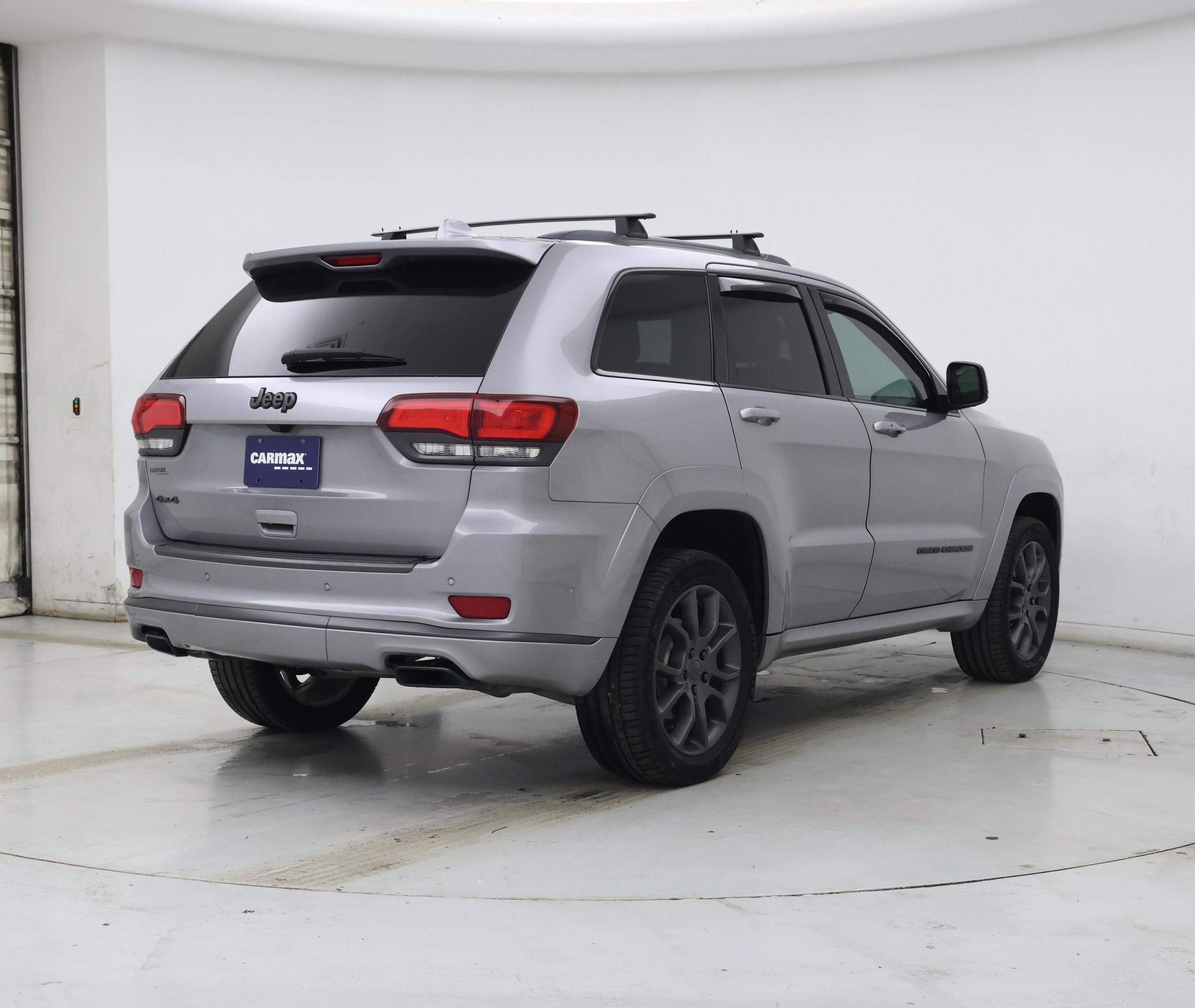Thumbnail: 2020 Jeep Grand Cherokee - 8