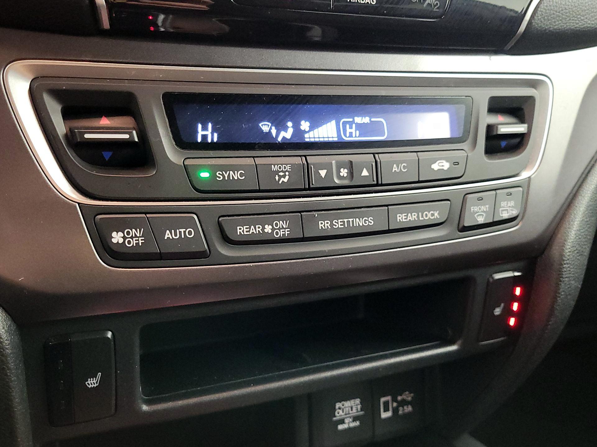 Thumbnail: 2022 Honda Pilot - 16