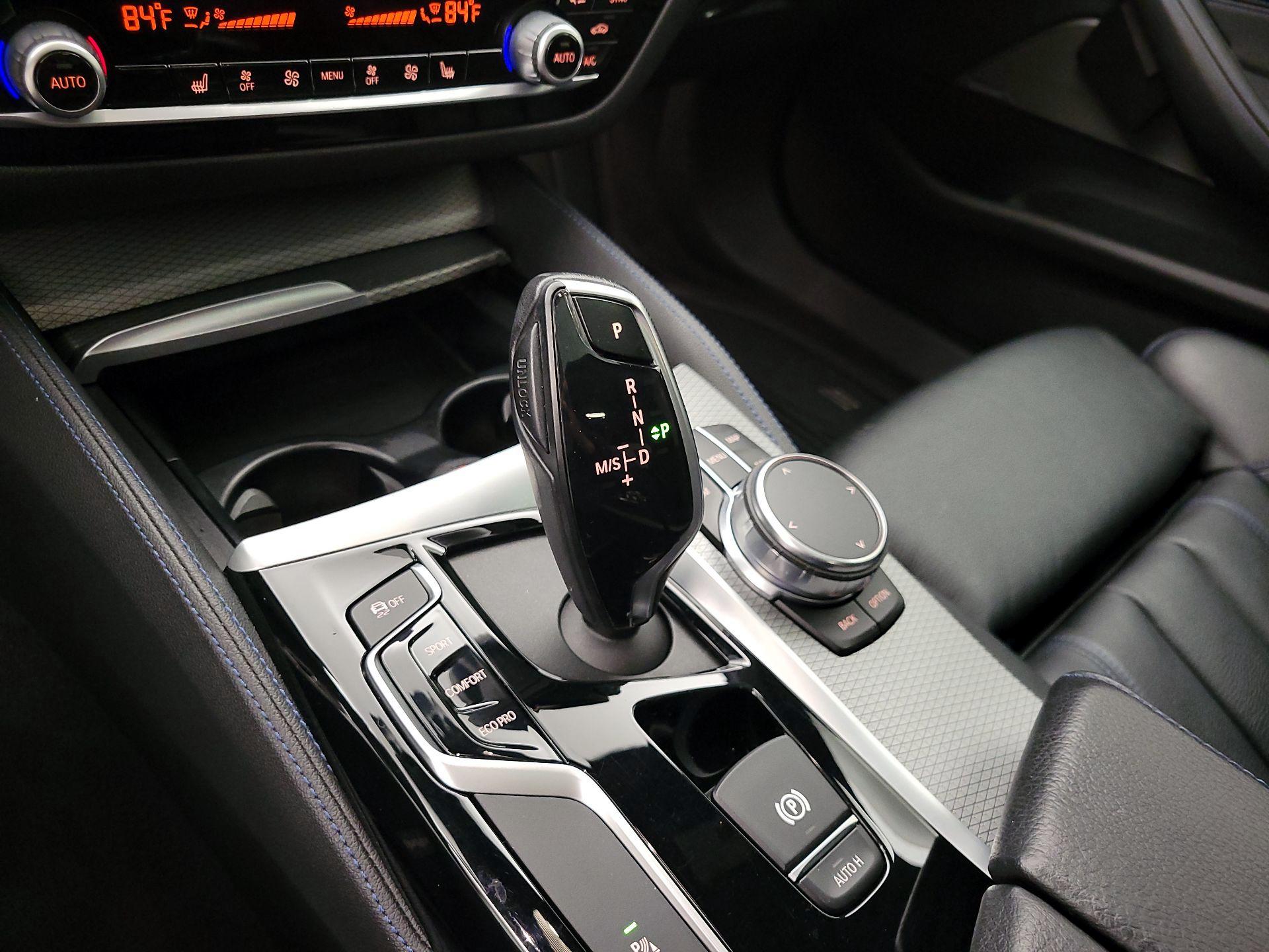 Thumbnail: 2019 BMW 5 Series - 17