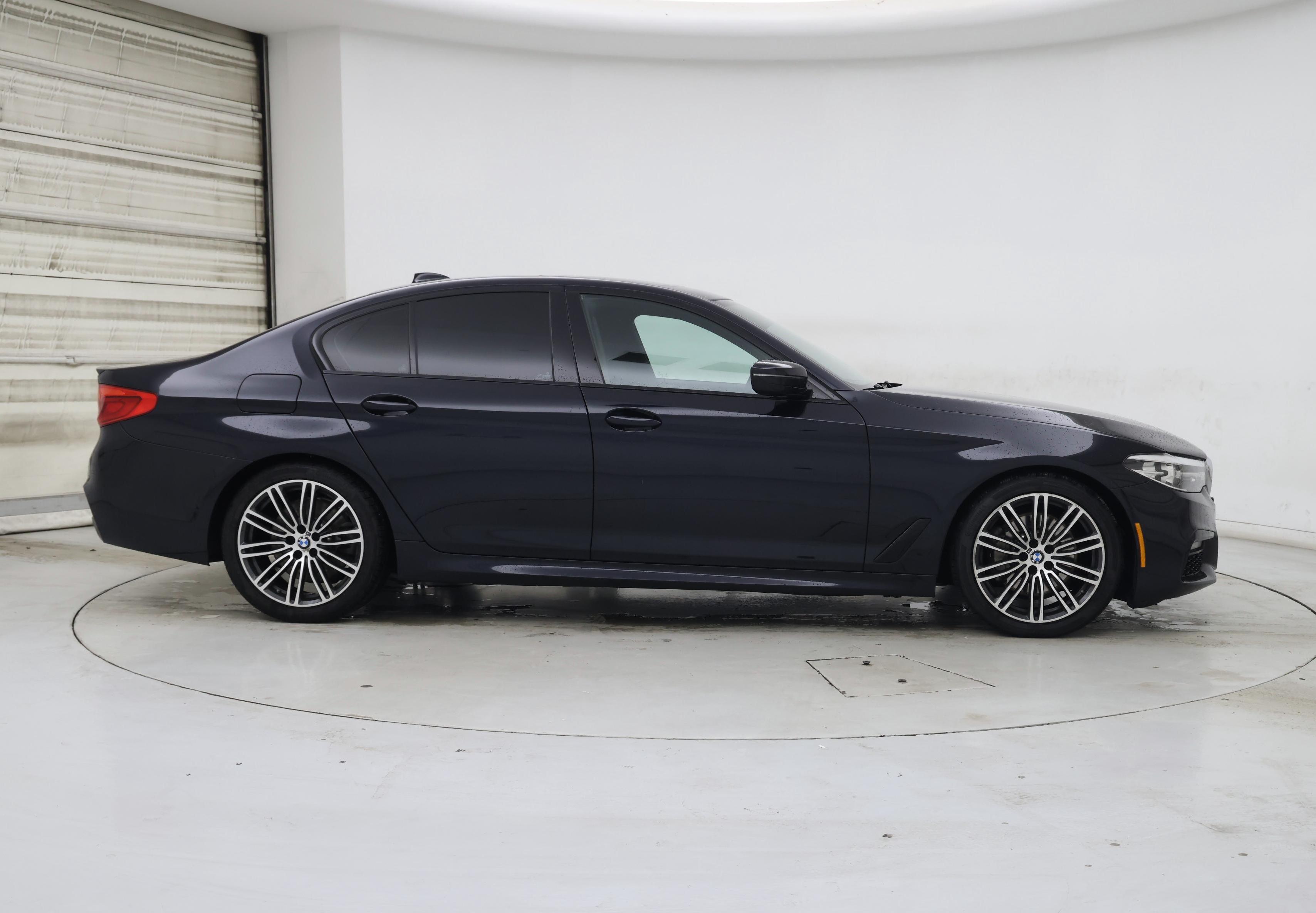 Thumbnail: 2019 BMW 5 Series - 7