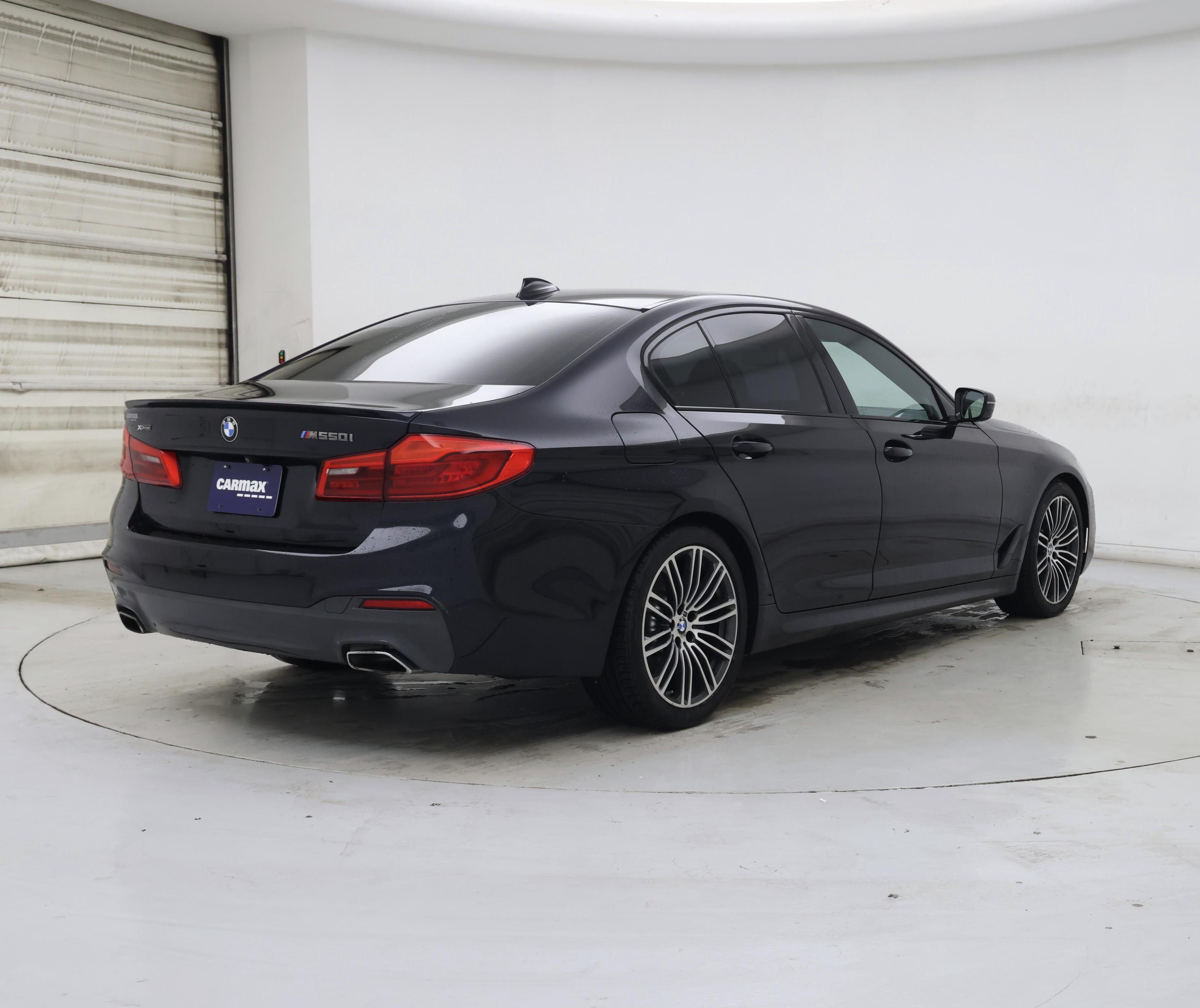 Thumbnail: 2019 BMW 5 Series - 8