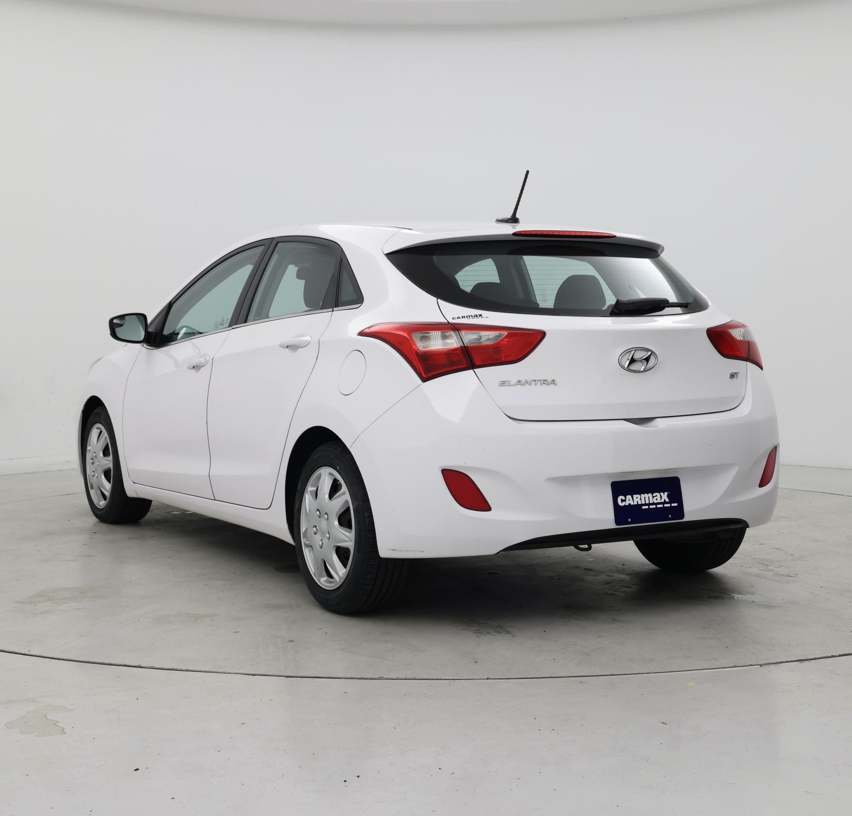 Thumbnail: 2016 Hyundai Elantra - 2
