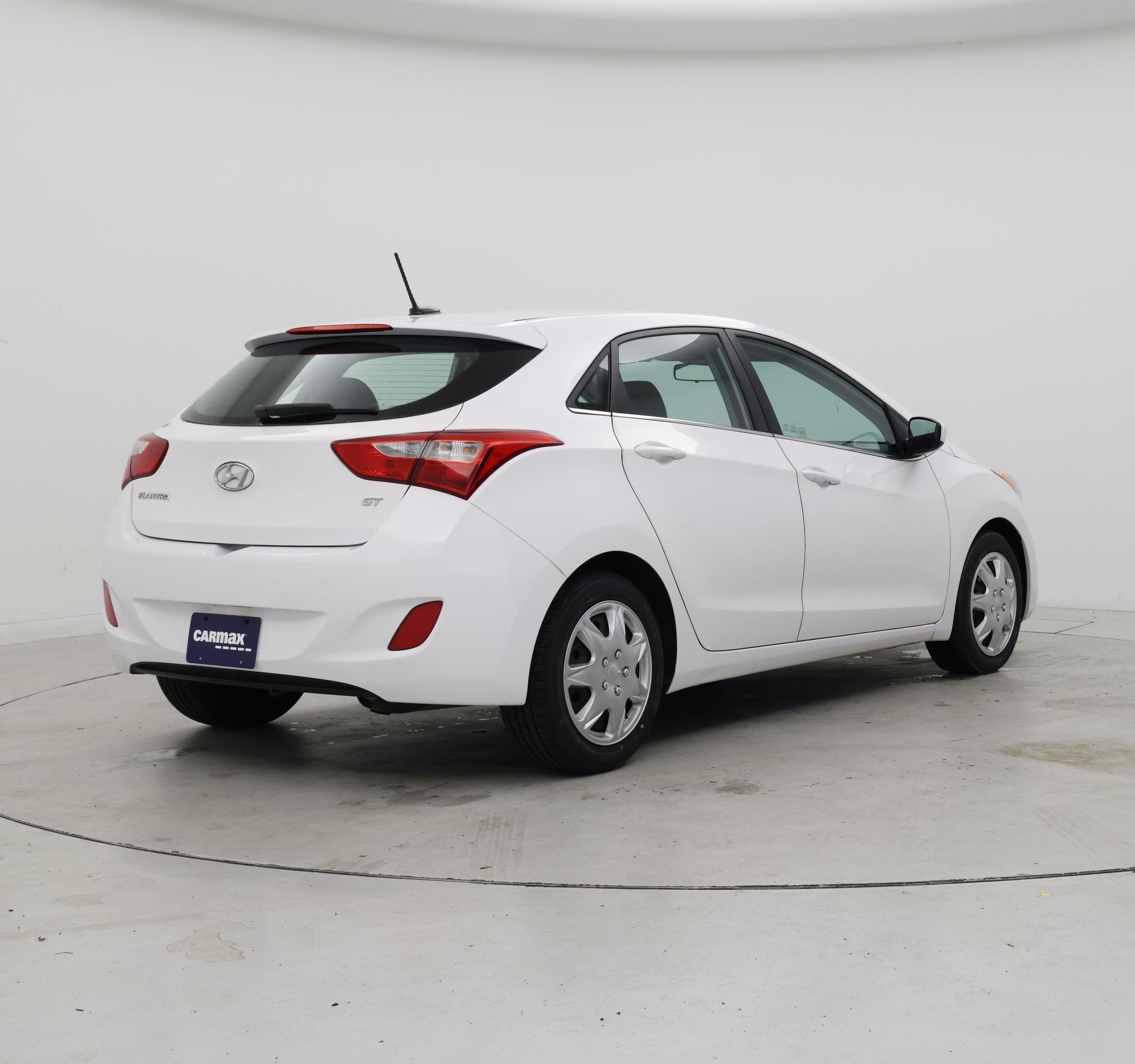 Thumbnail: 2016 Hyundai Elantra - 8