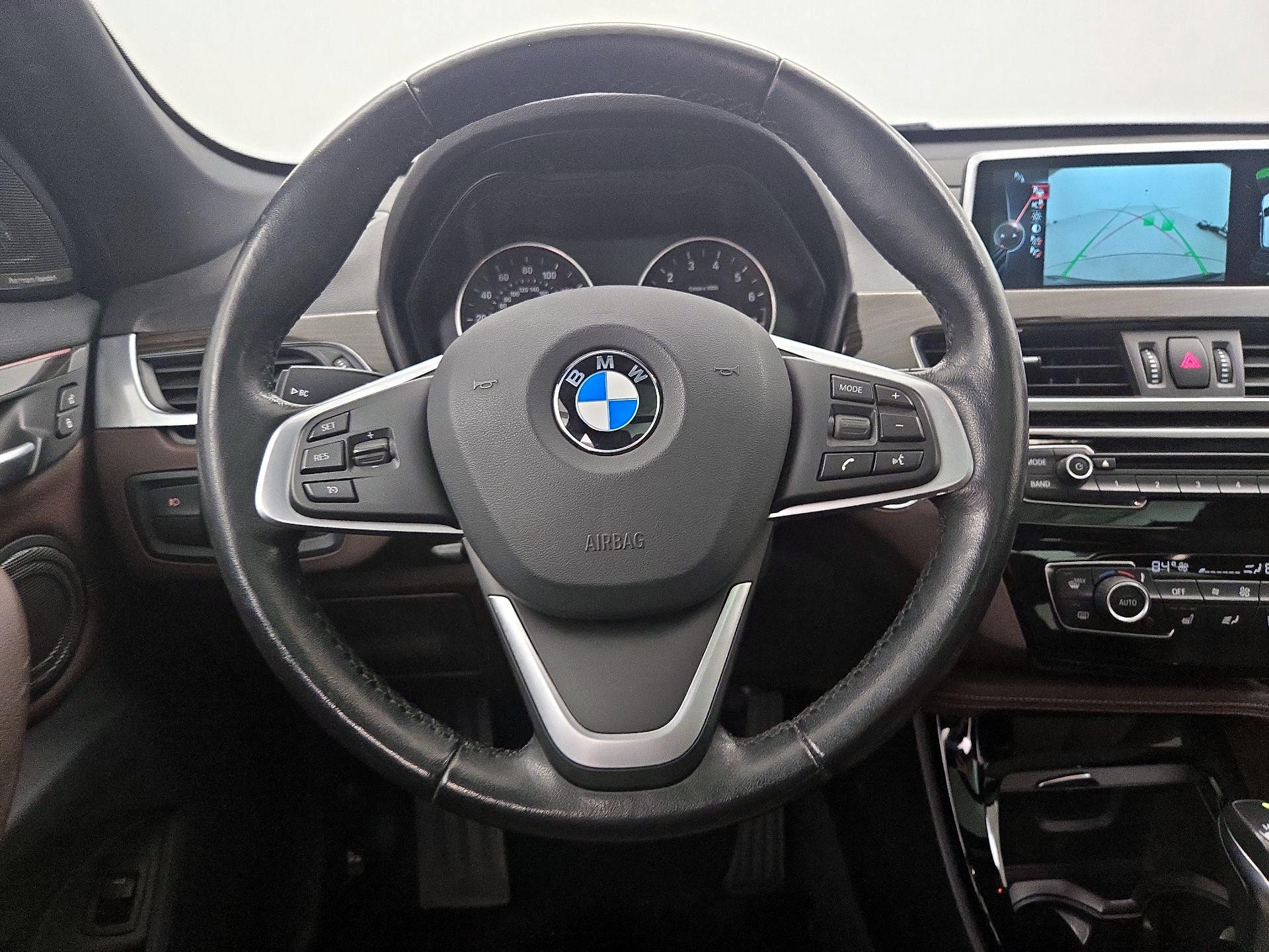 Thumbnail: 2016 BMW X1 - 10