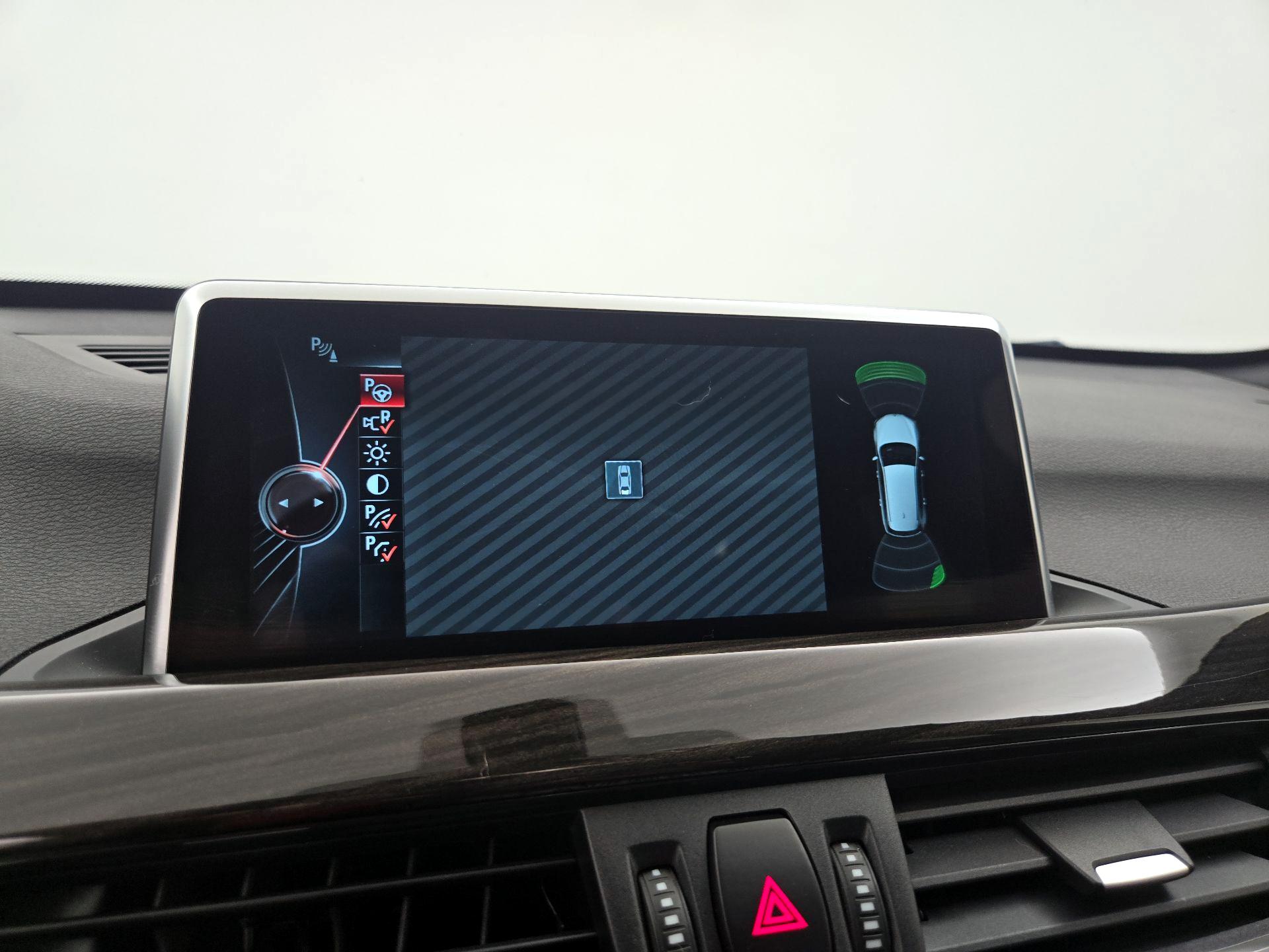 Thumbnail: 2016 BMW X1 - 15