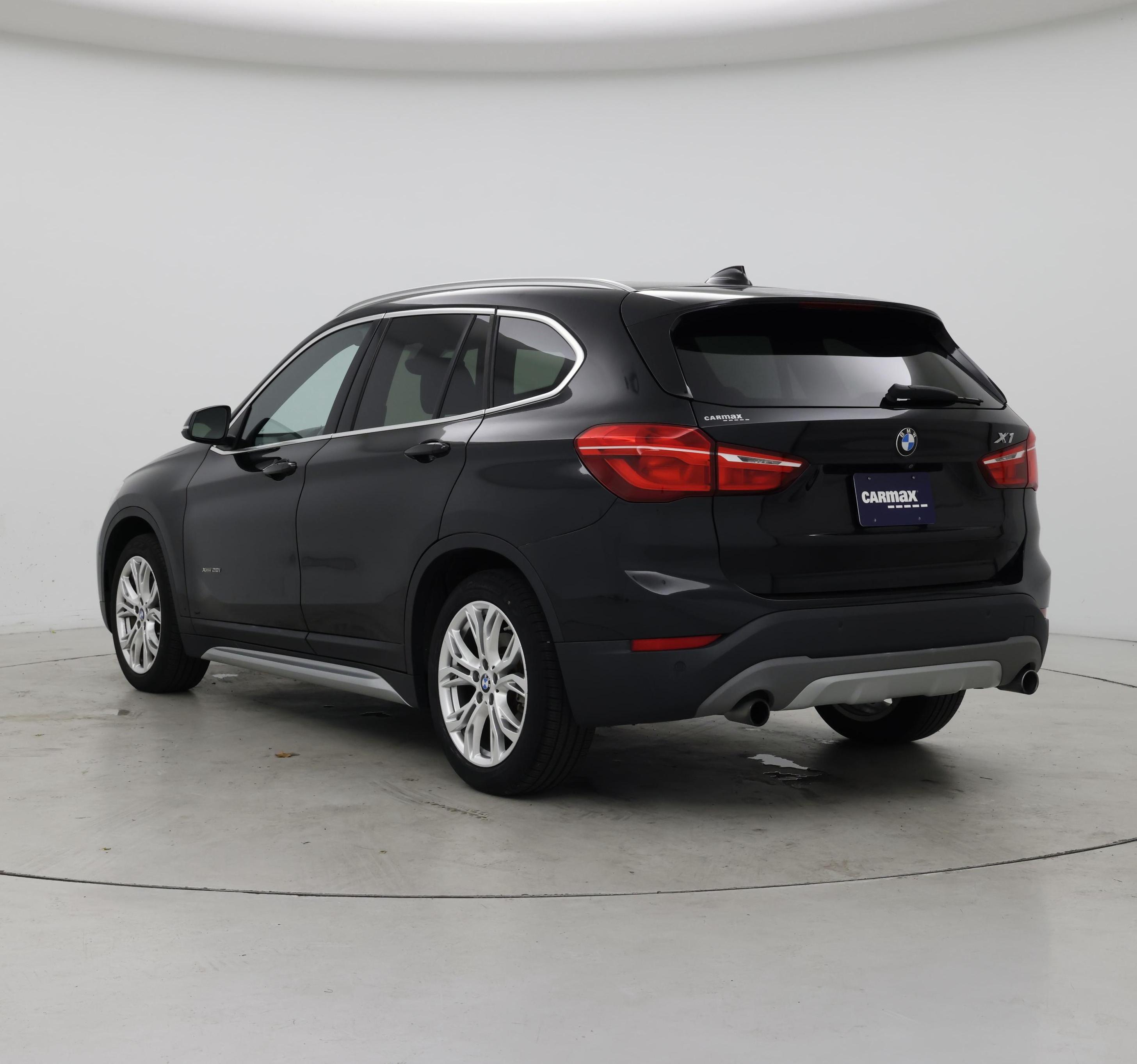 Thumbnail: 2016 BMW X1 - 2