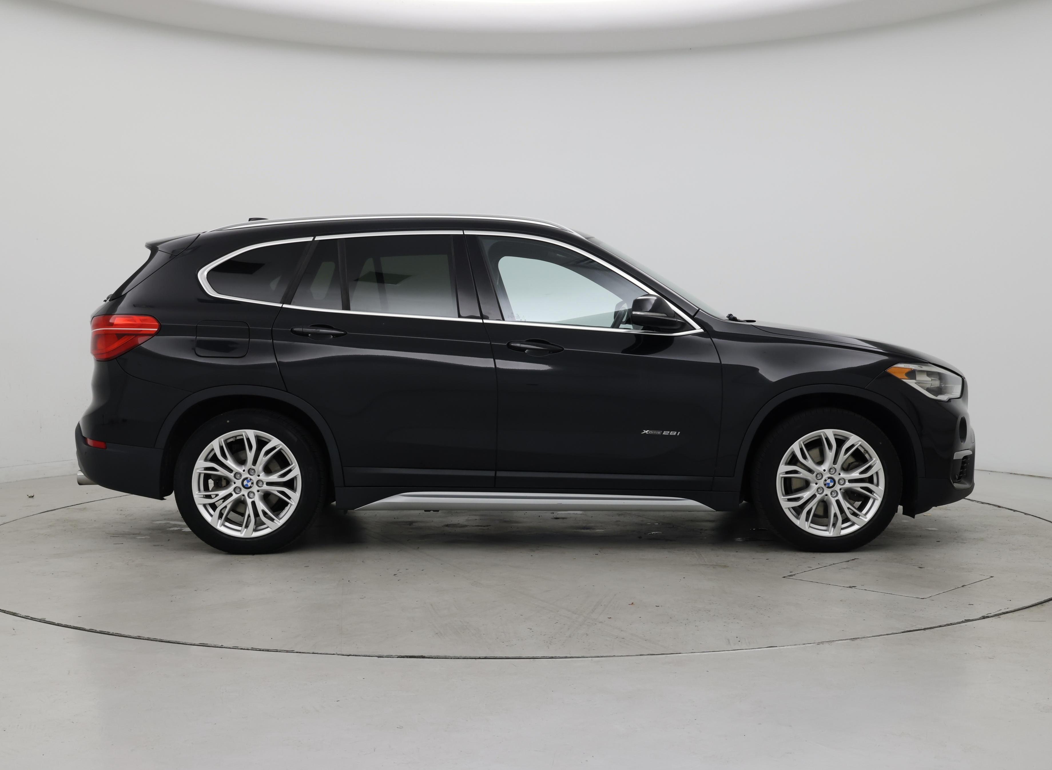 Thumbnail: 2016 BMW X1 - 7