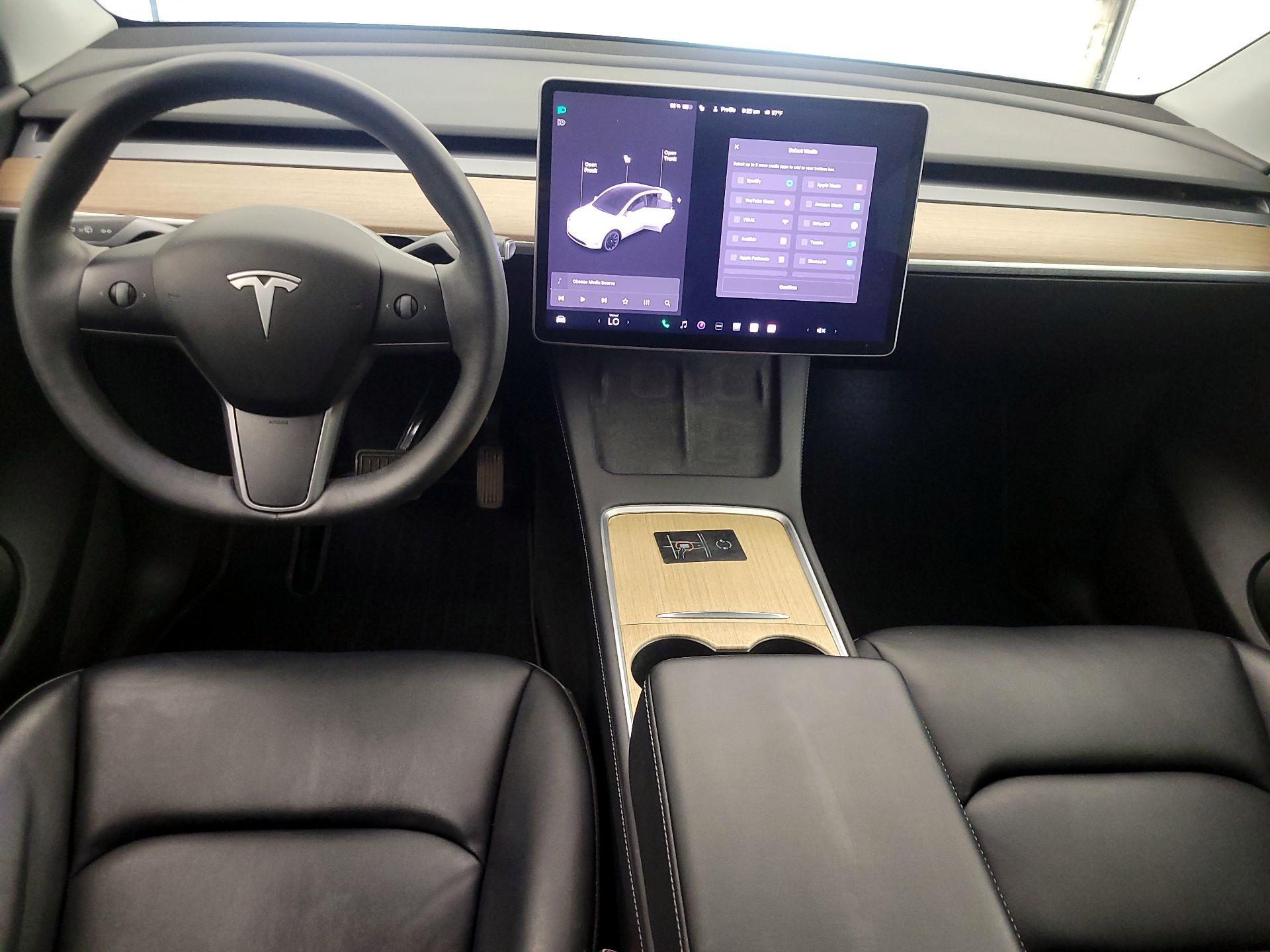 Thumbnail: 2022 Tesla Model Y - 9