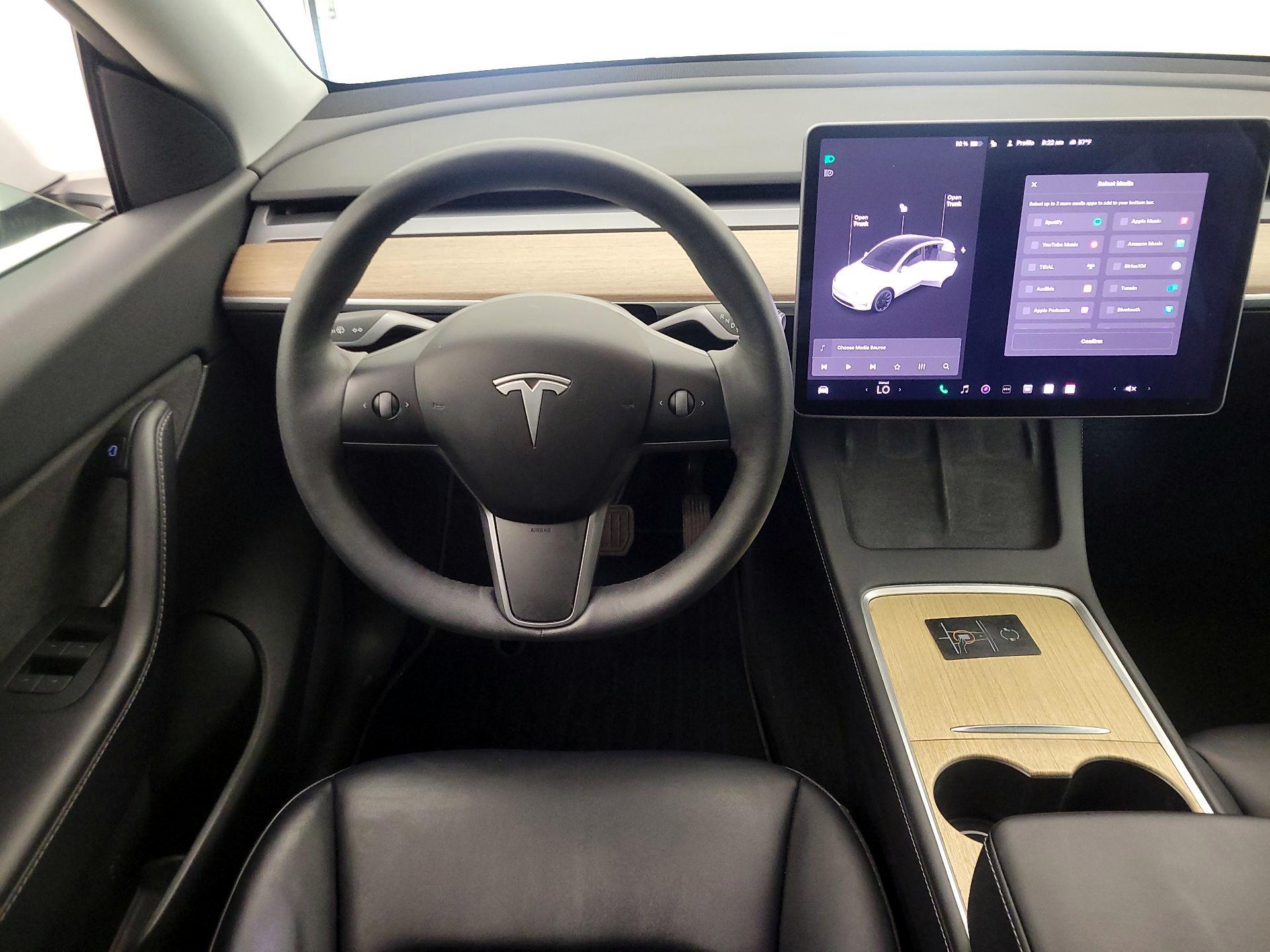 Thumbnail: 2022 Tesla Model Y - 10