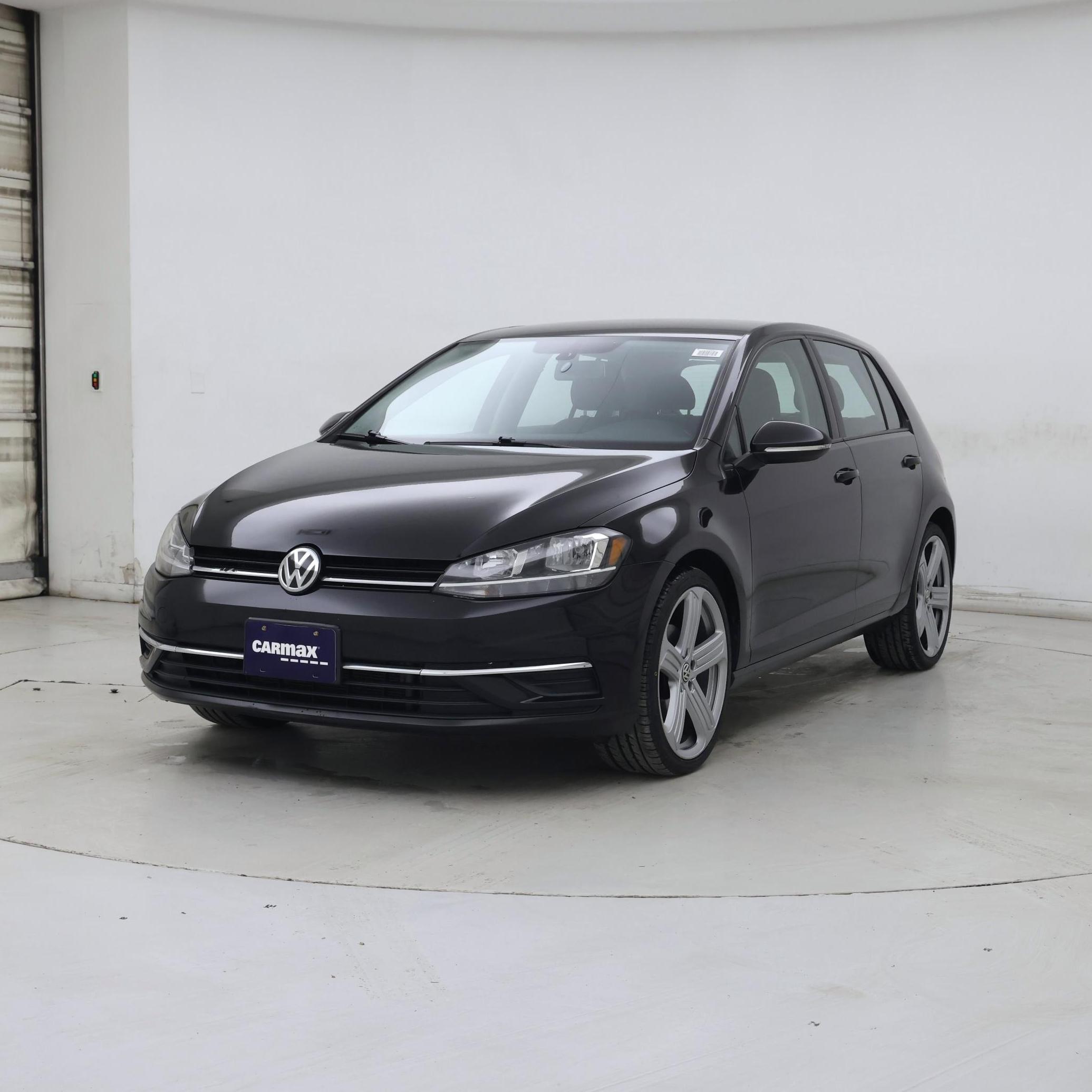 Thumbnail: 2019 Volkswagen Golf - 4