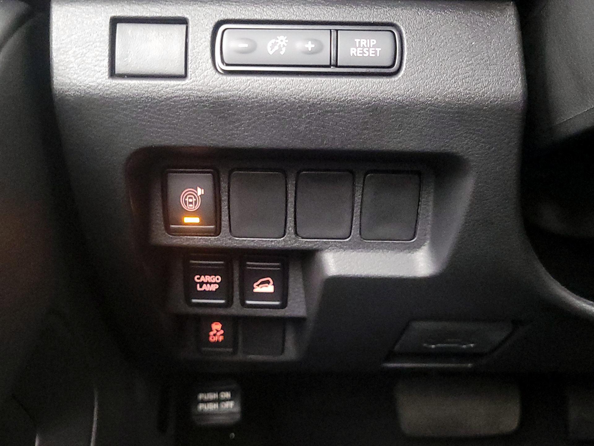 Thumbnail: 2025 Nissan Frontier - 13