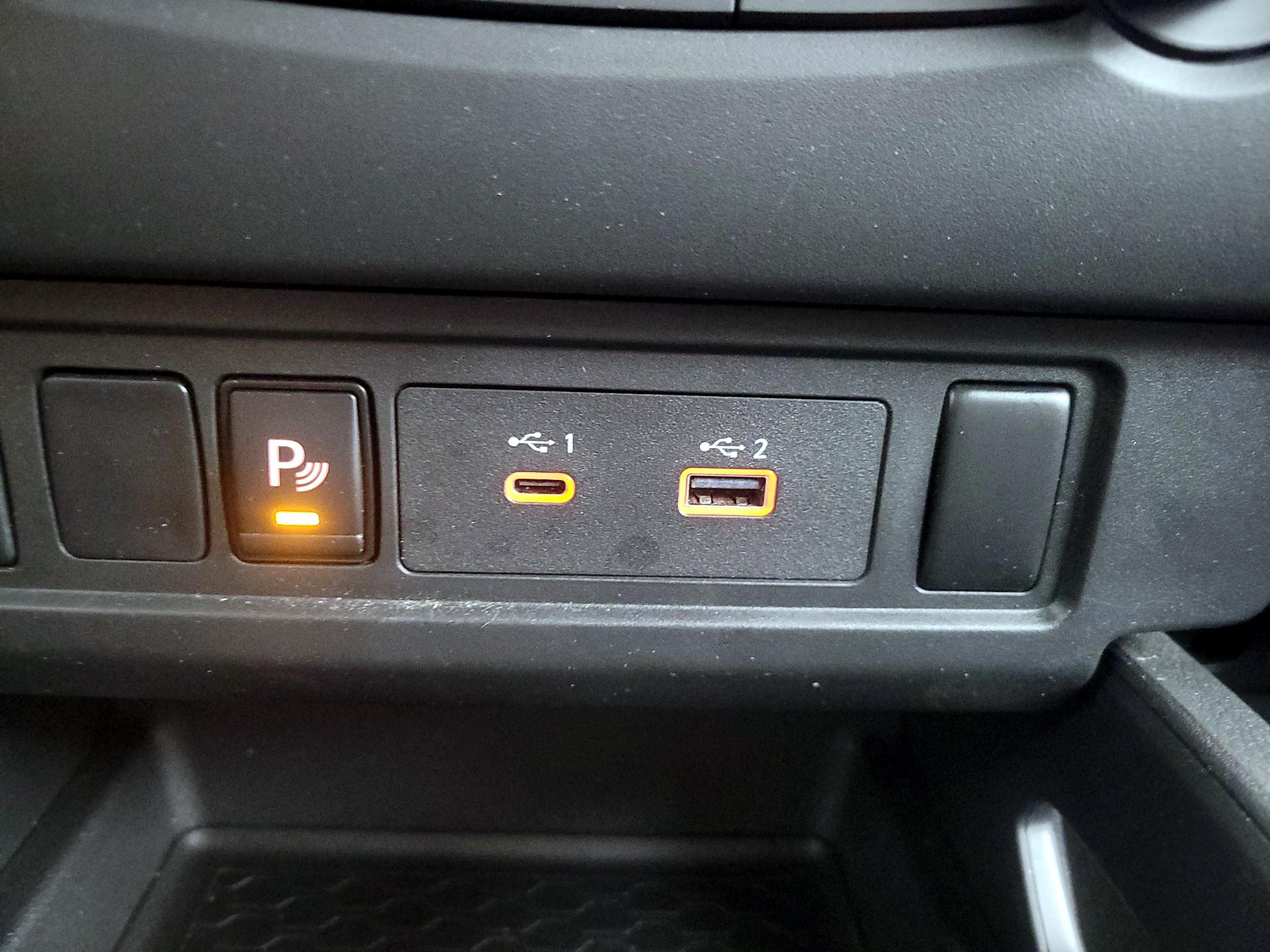 Thumbnail: 2025 Nissan Frontier - 18