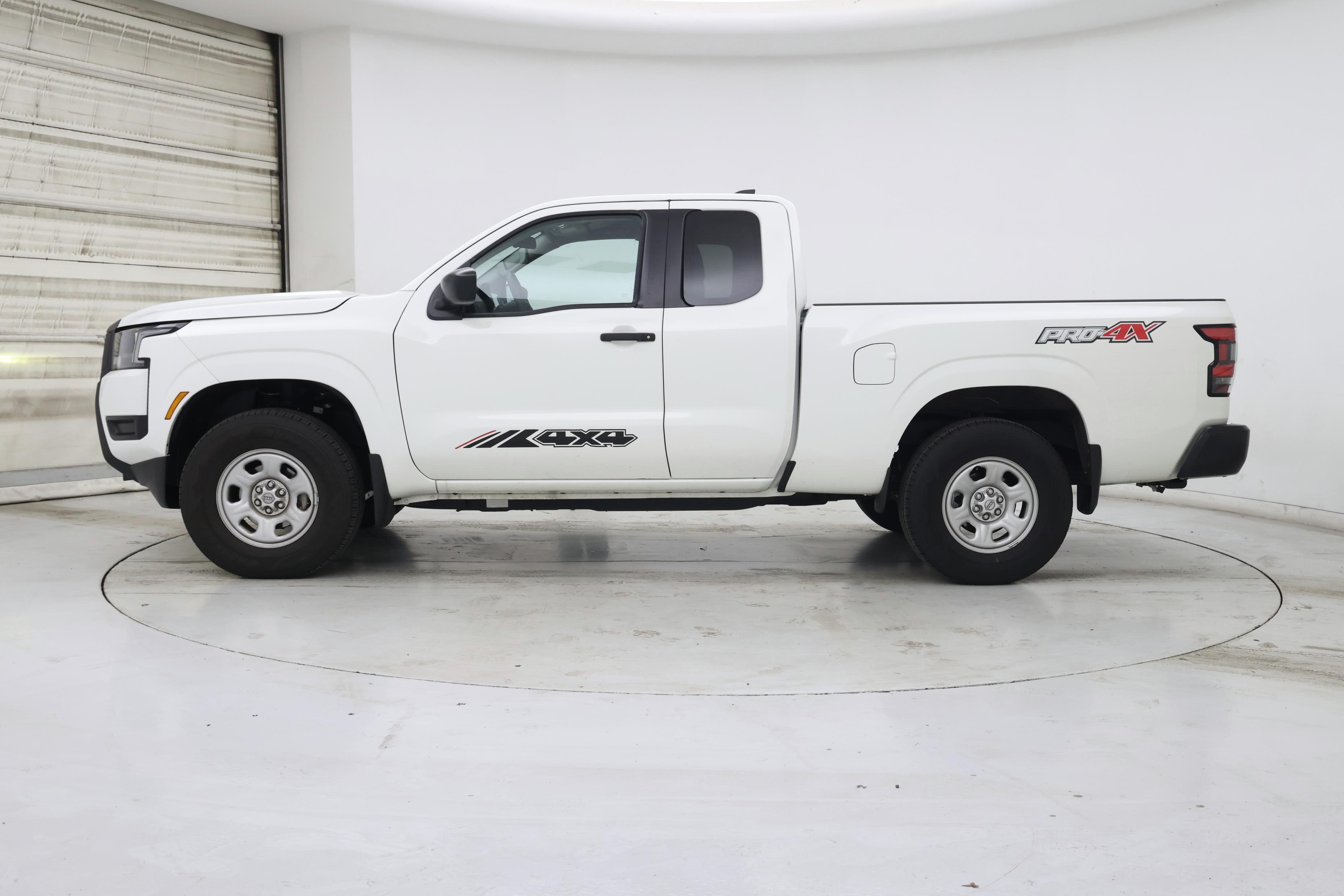 Thumbnail: 2025 Nissan Frontier - 3