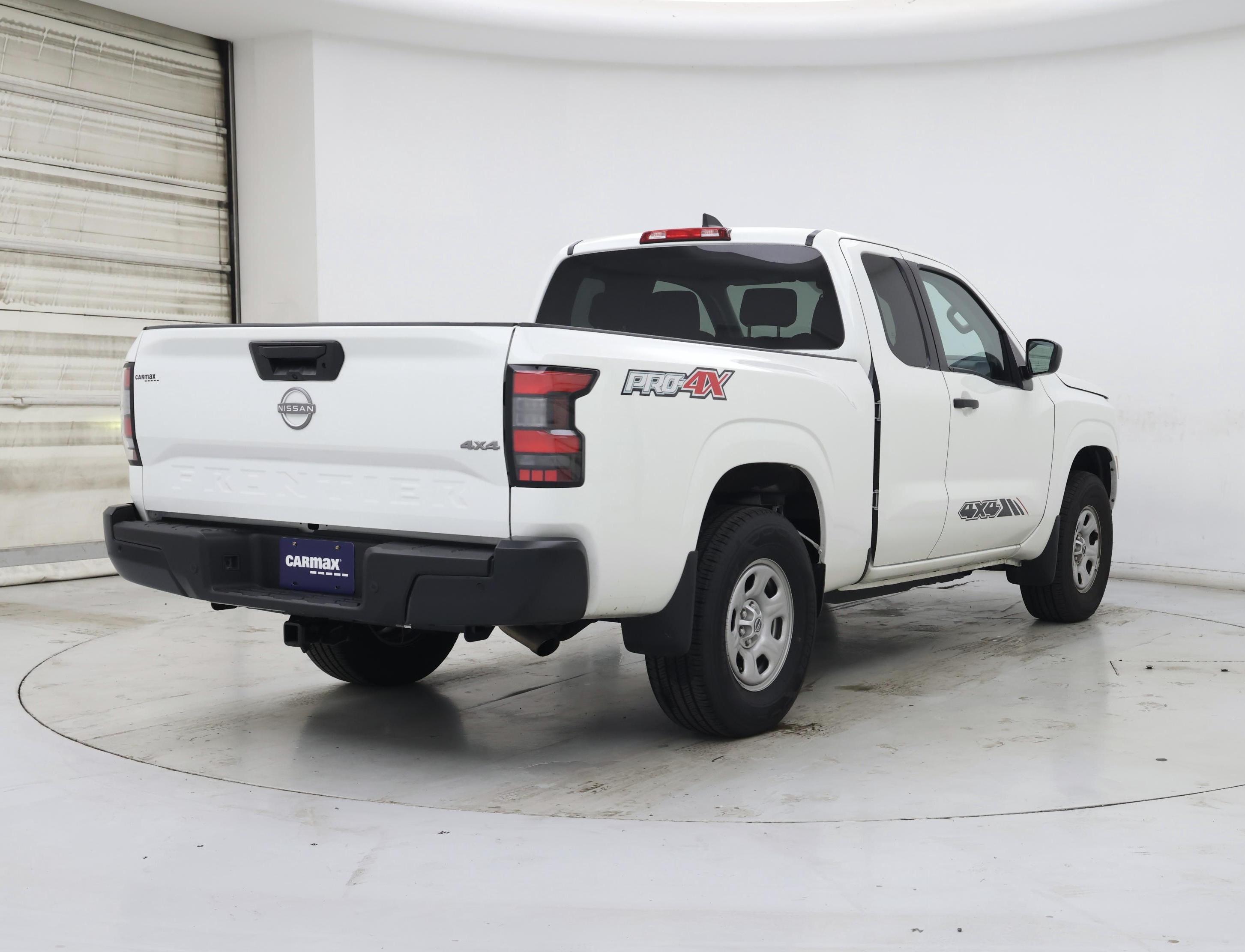 Thumbnail: 2025 Nissan Frontier - 8