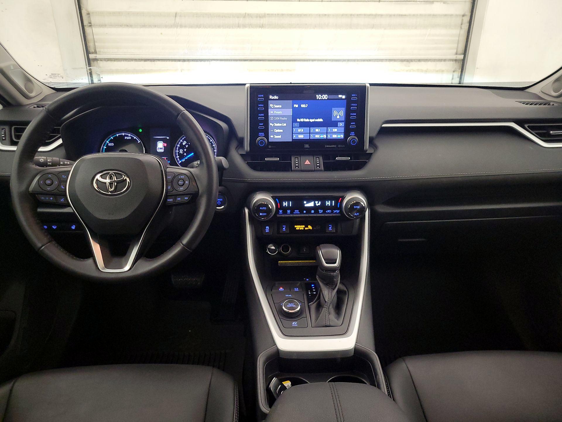 Thumbnail: 2021 Toyota RAV4 - 9