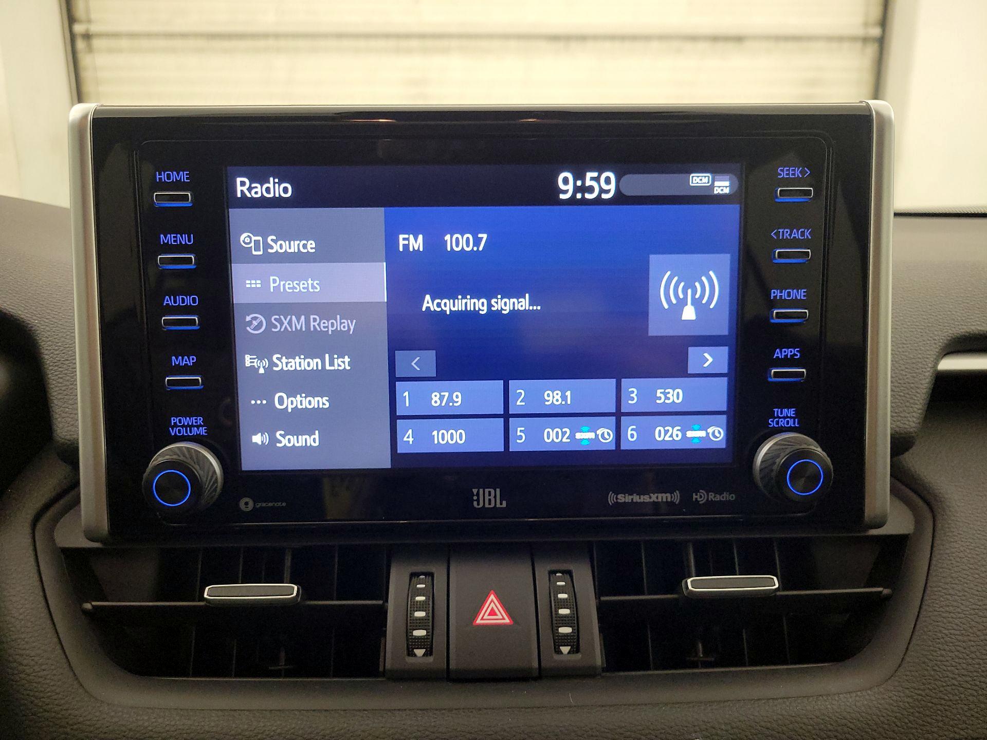 Thumbnail: 2021 Toyota RAV4 - 15