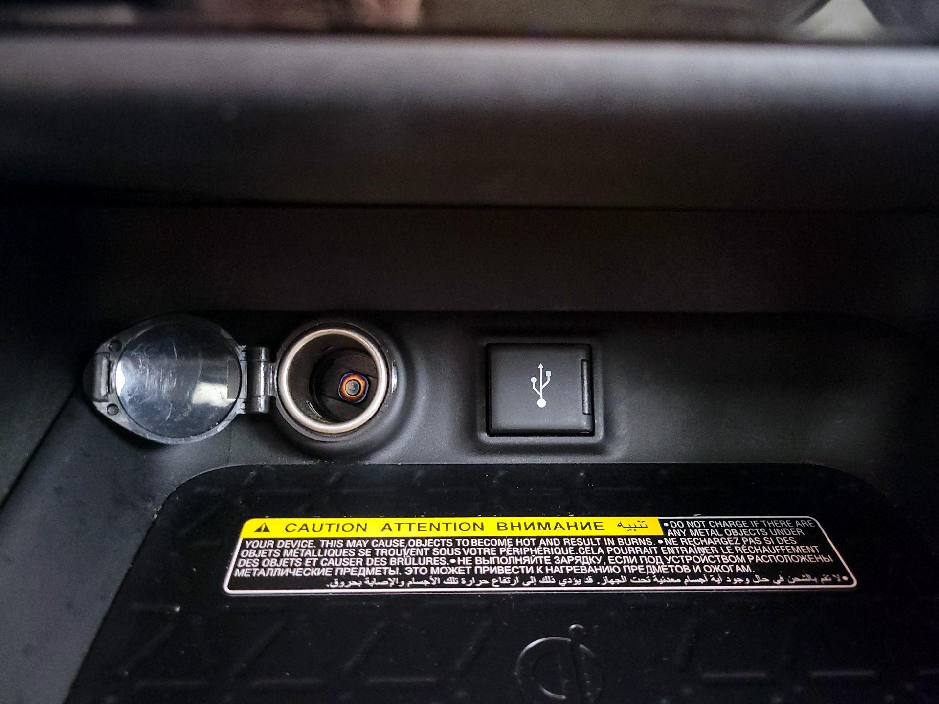 Thumbnail: 2021 Toyota RAV4 - 18