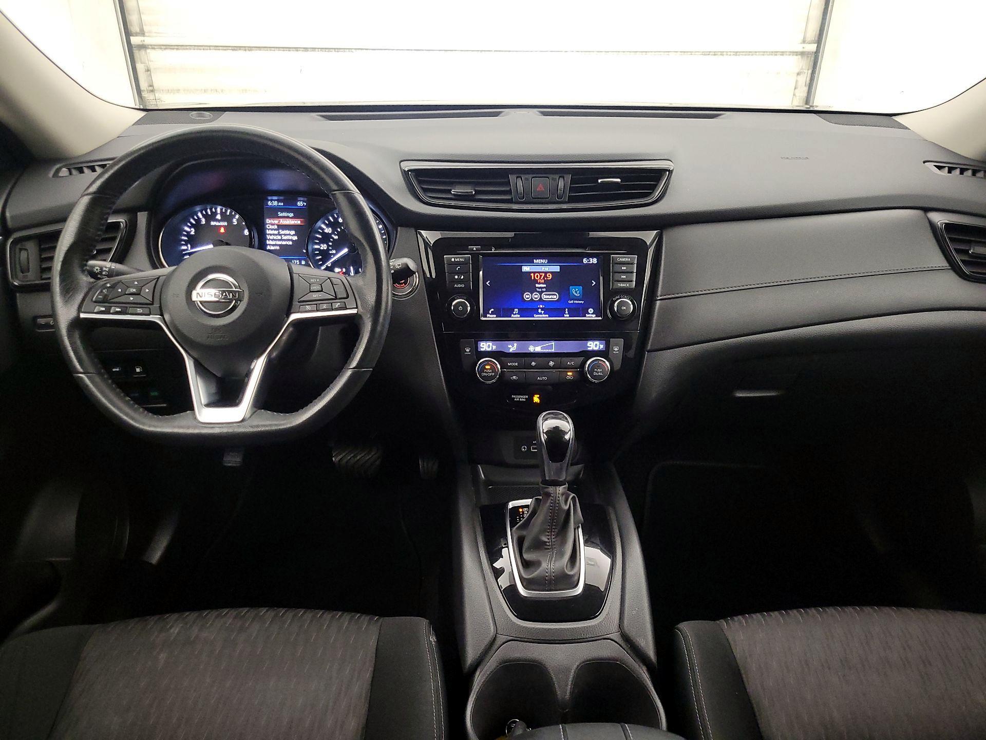 Thumbnail: 2019 Nissan Rogue - 9