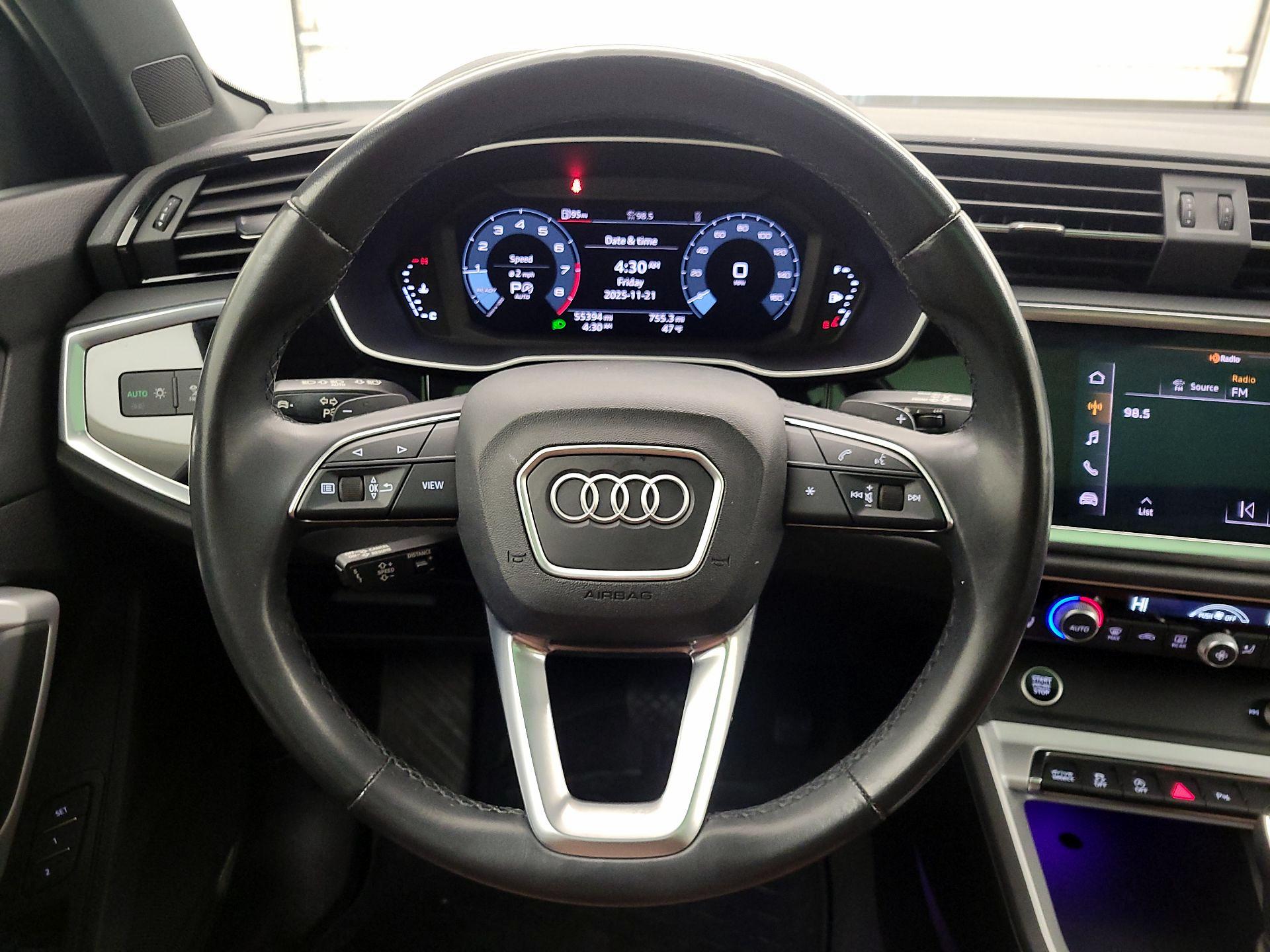 Thumbnail: 2022 Audi Q3 - 10