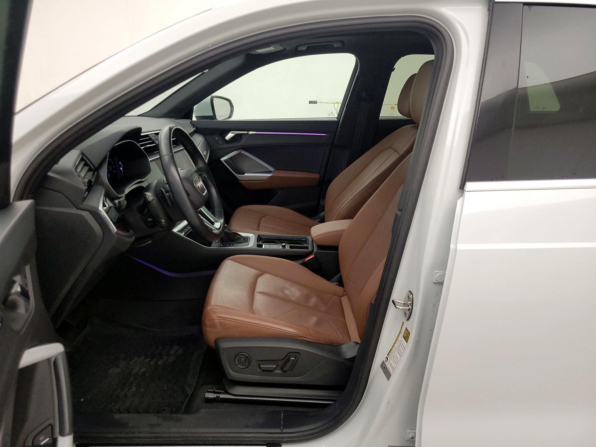 Thumbnail: 2022 Audi Q3 - 11