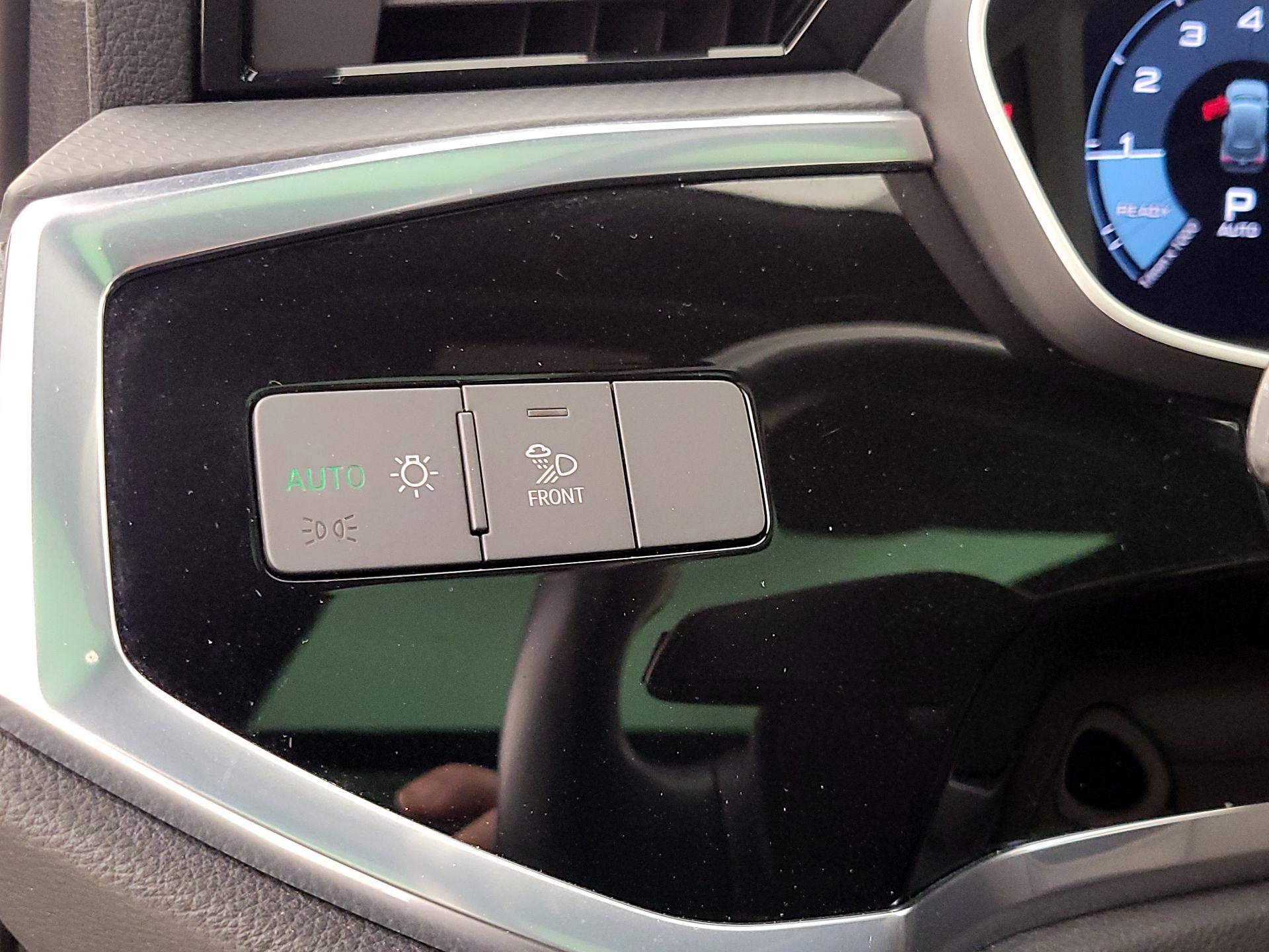 Thumbnail: 2022 Audi Q3 - 13