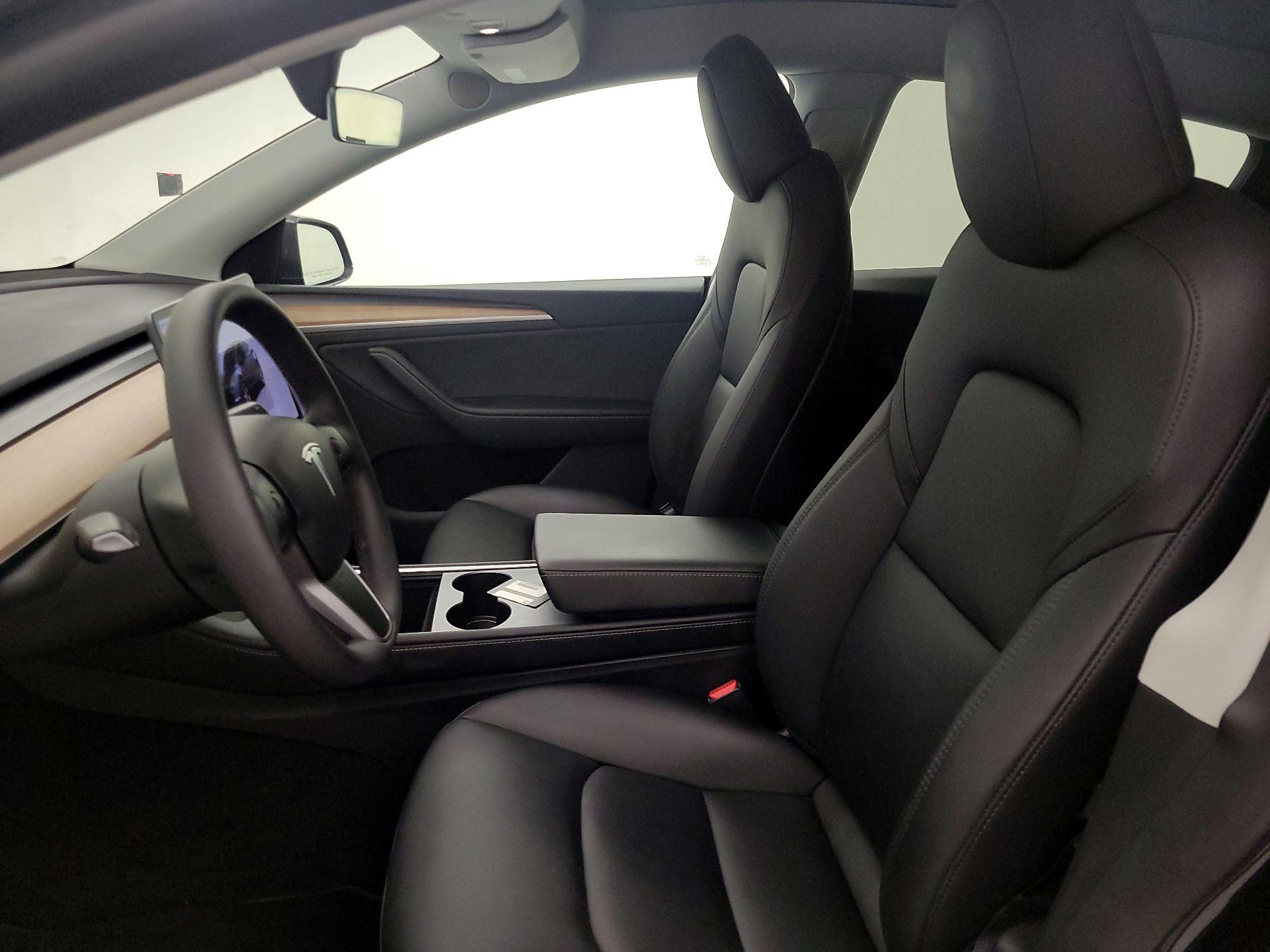 Thumbnail: 2024 Tesla Model Y - 11