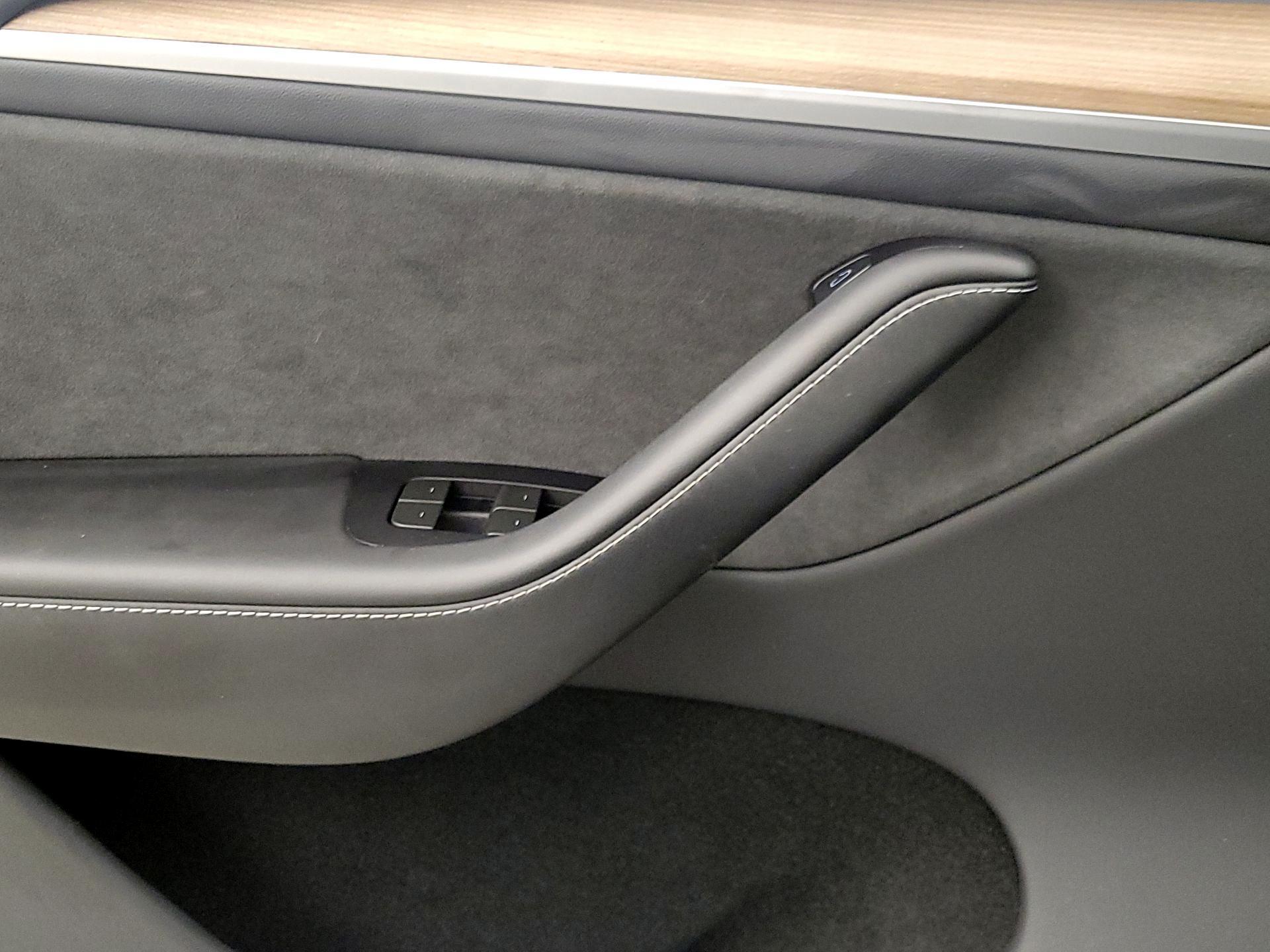 Thumbnail: 2024 Tesla Model Y - 12