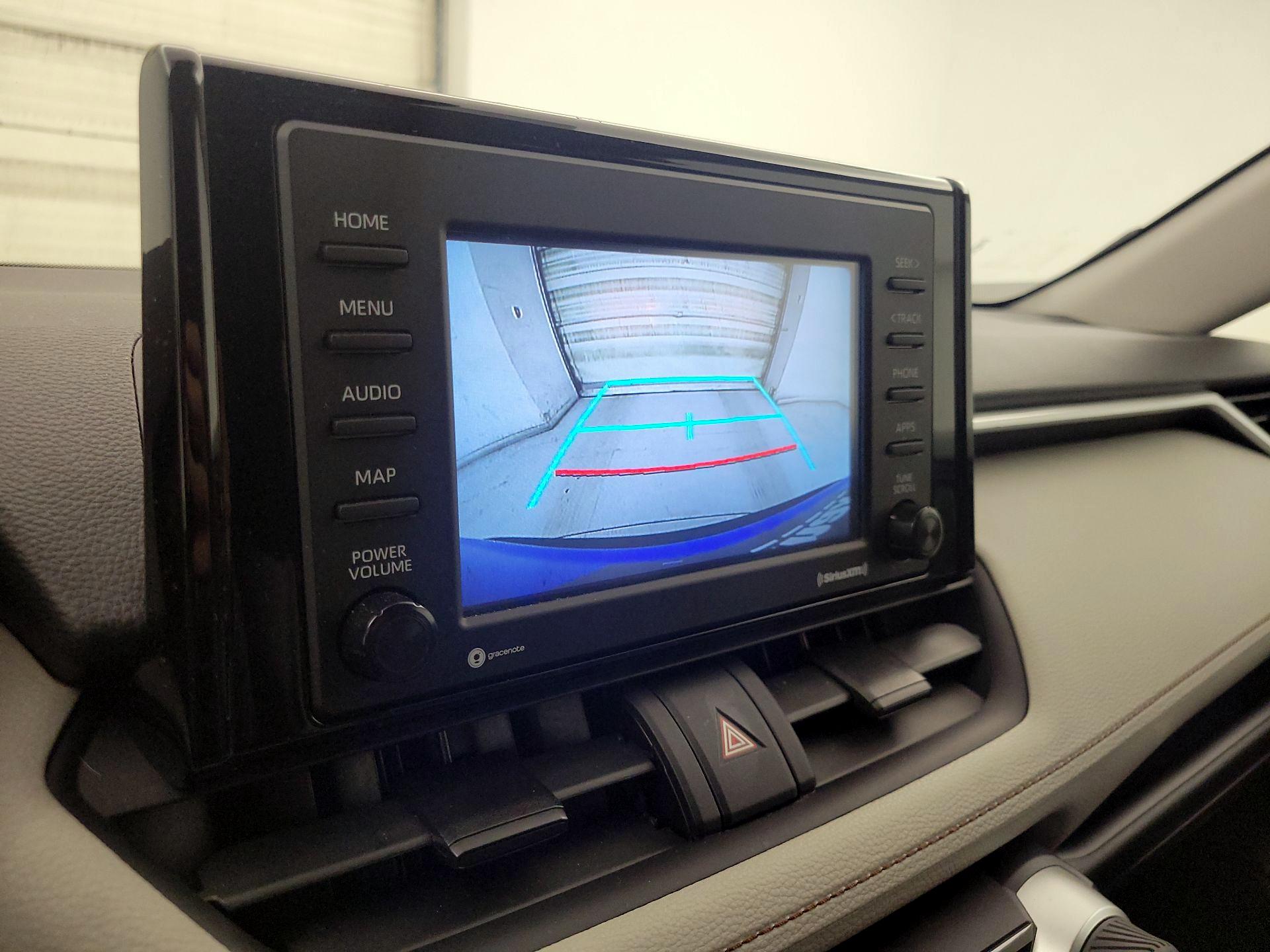 Thumbnail: 2021 Toyota RAV4 - 14