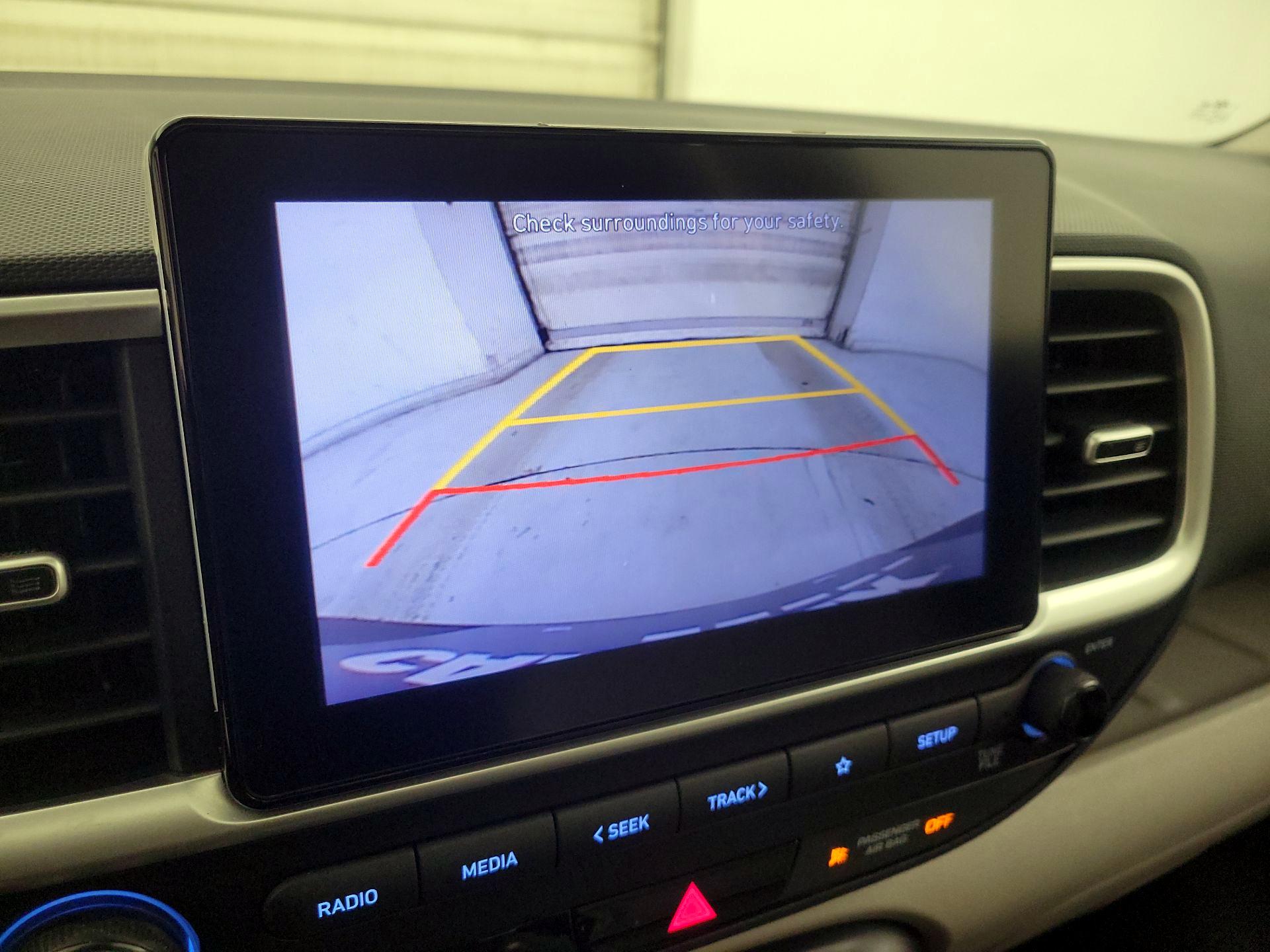 Thumbnail: 2022 Hyundai Venue - 14