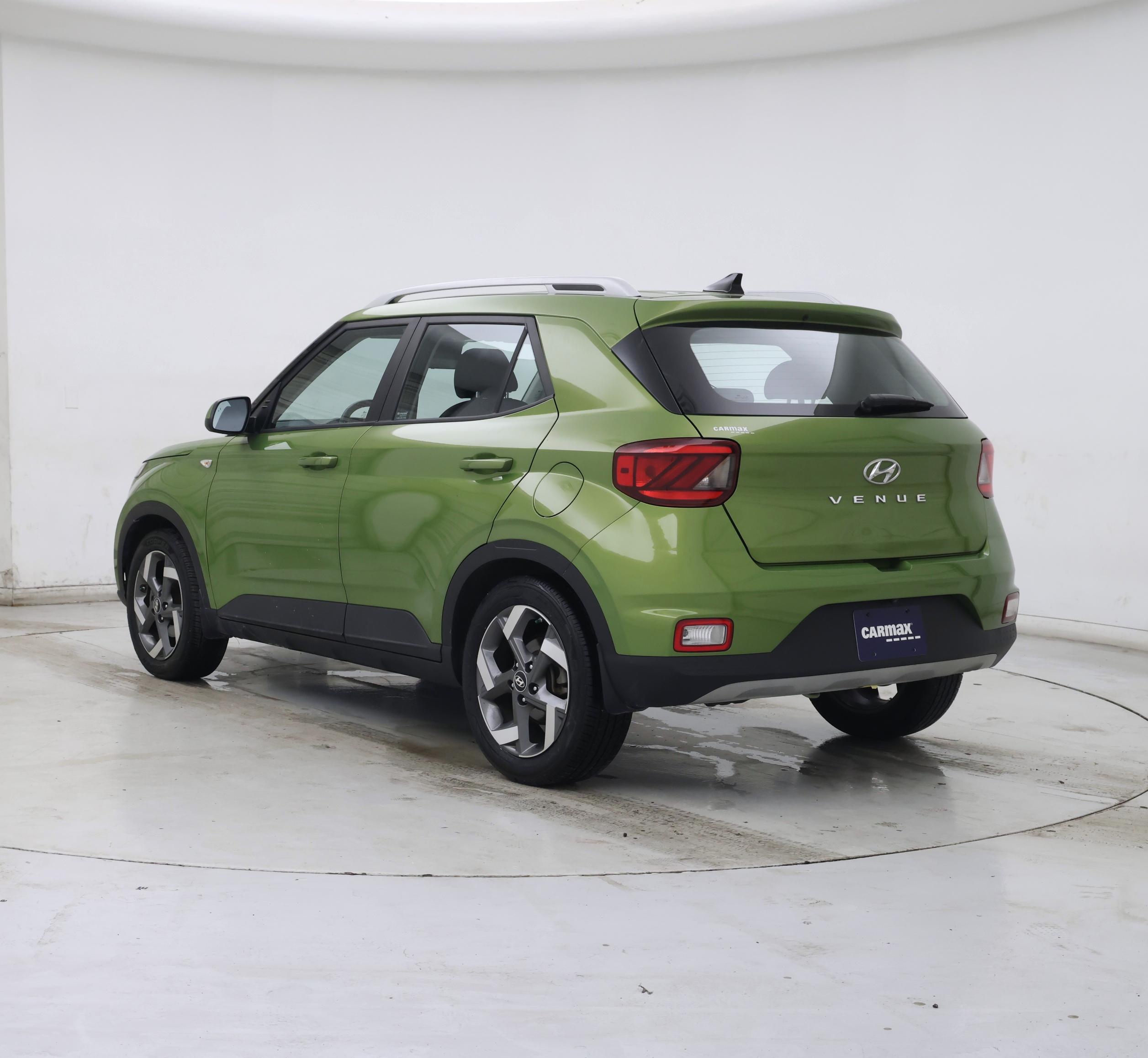 Thumbnail: 2022 Hyundai Venue - 2