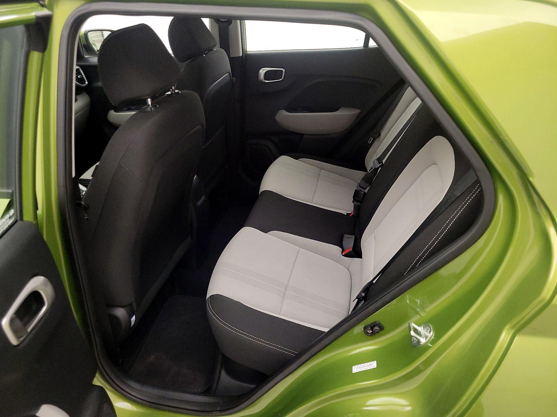 Thumbnail: 2022 Hyundai Venue - 20