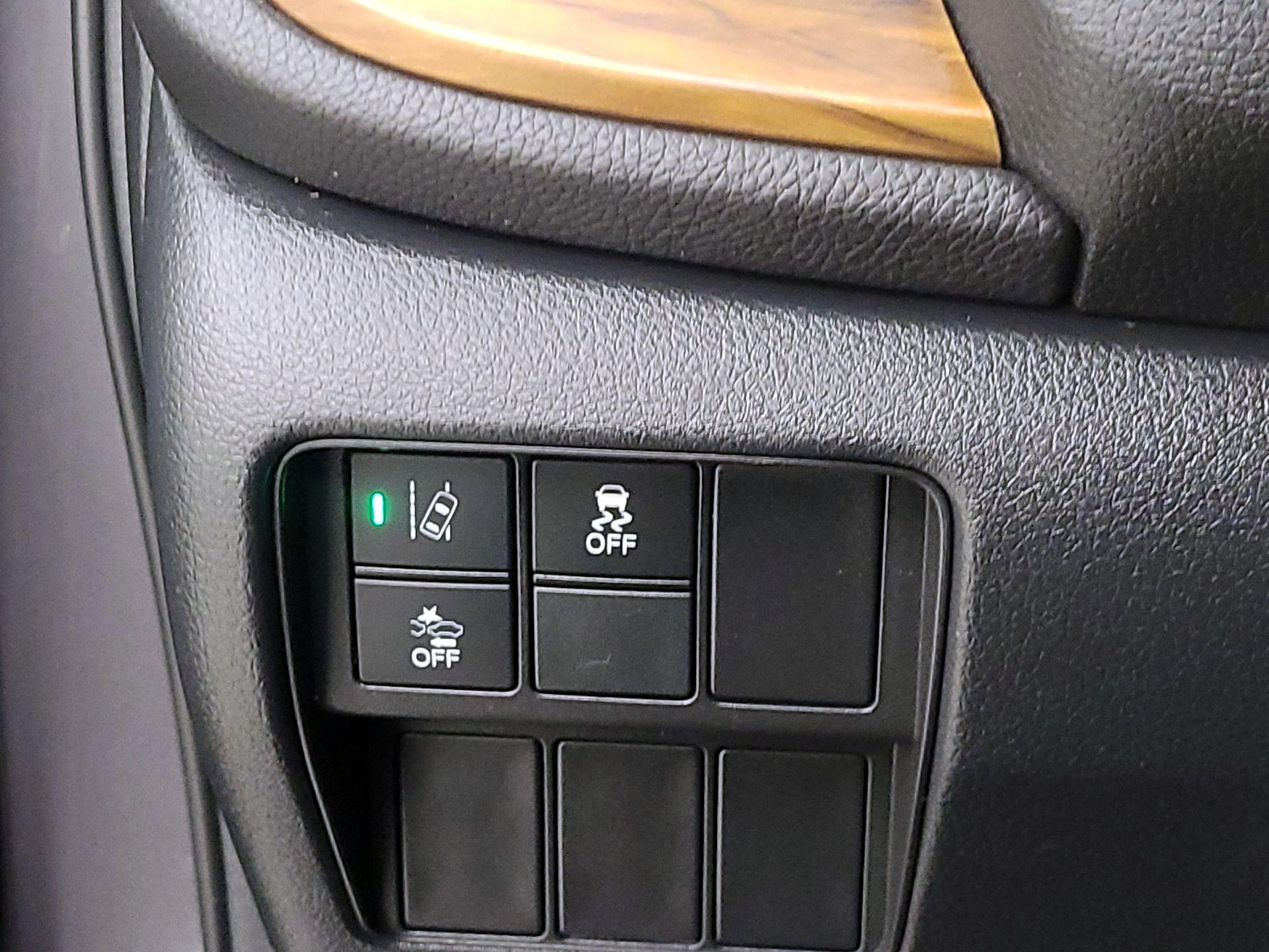 Thumbnail: 2019 Honda CR-V - 13