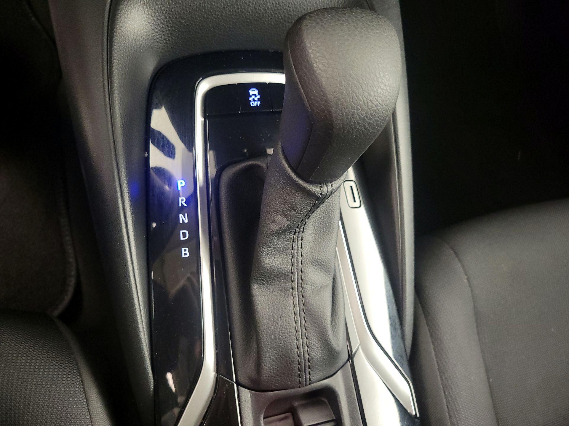 Thumbnail: 2022 Toyota Corolla - 17