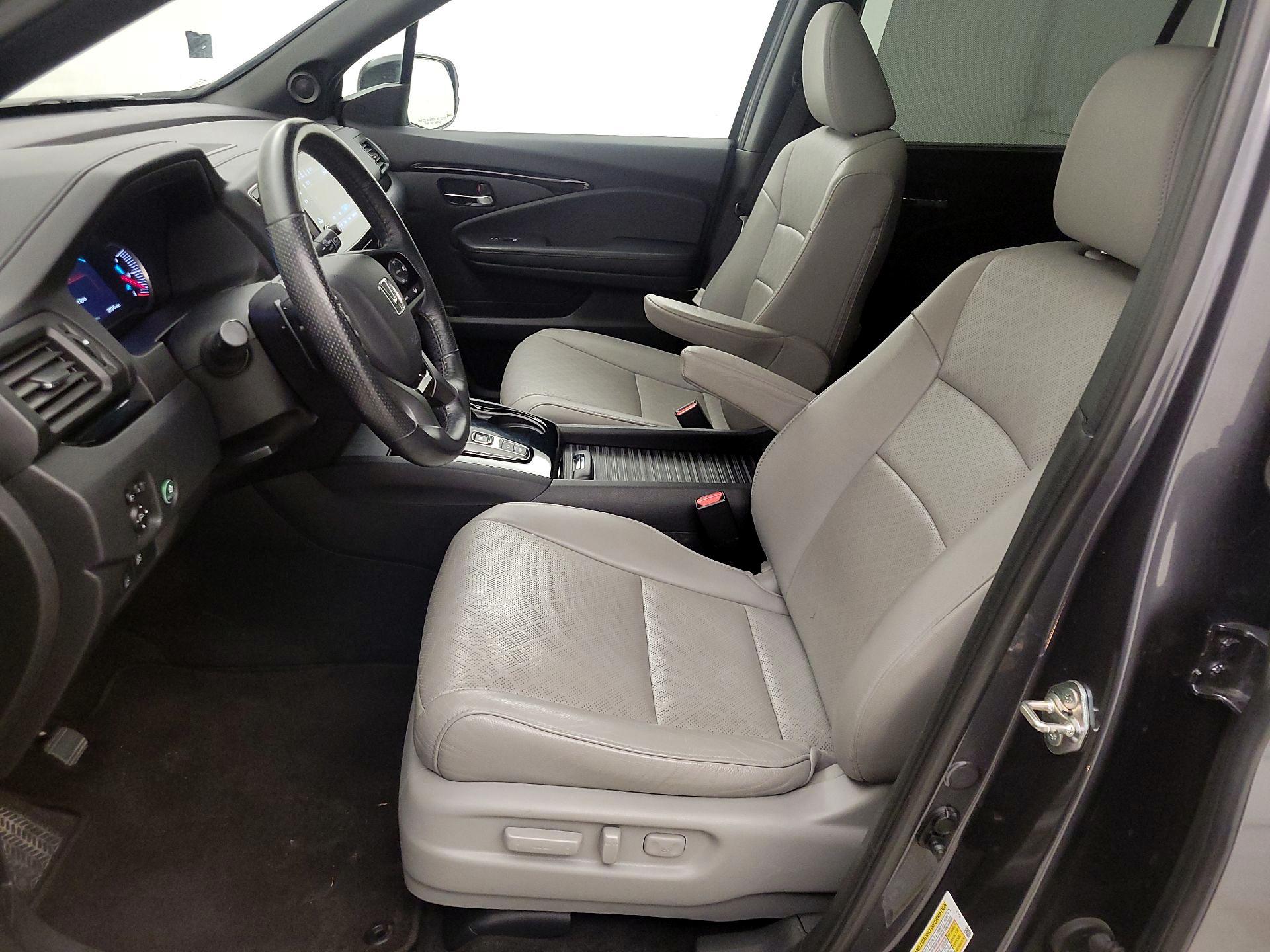 Thumbnail: 2019 Honda Passport - 11