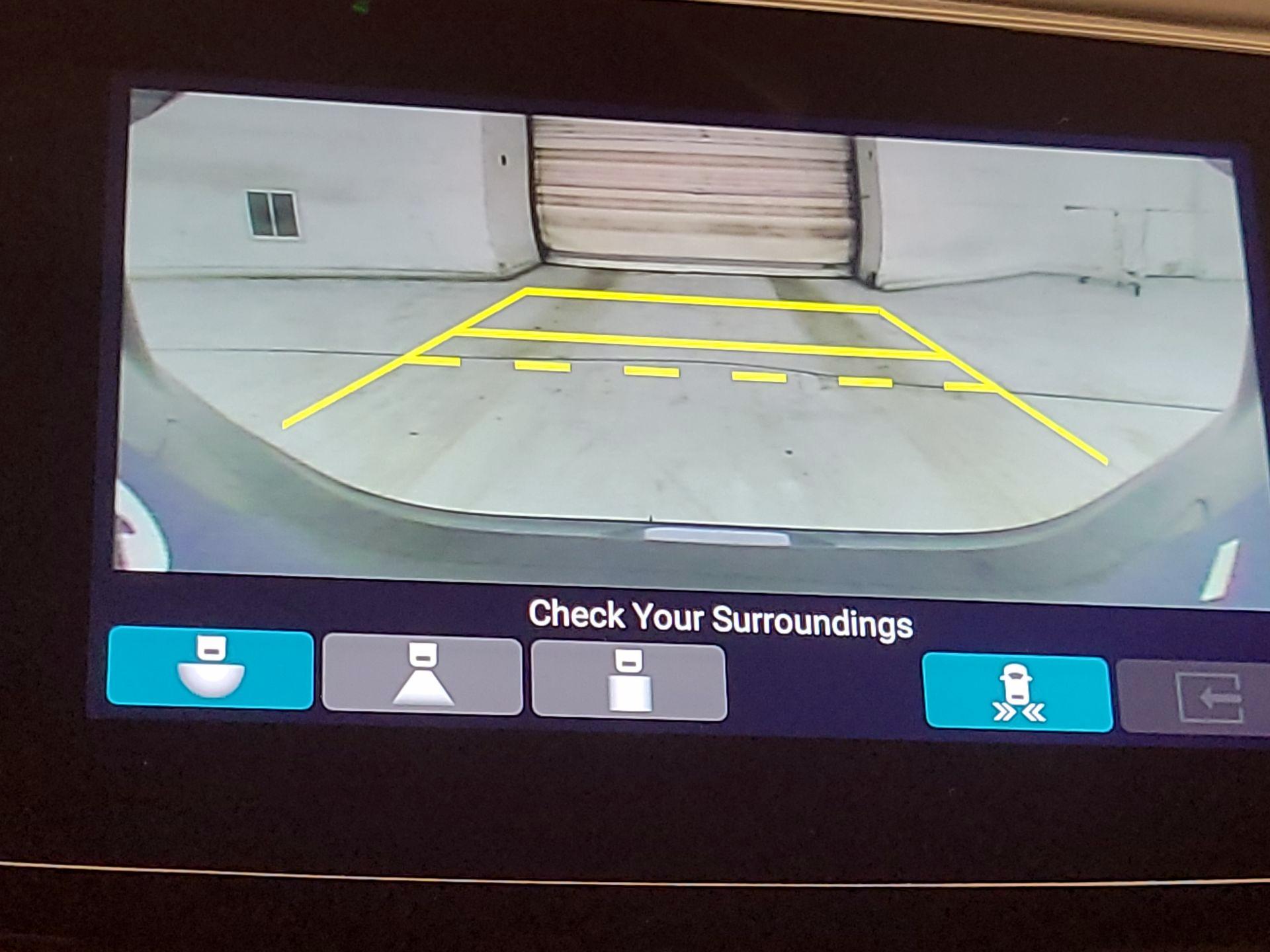 Thumbnail: 2019 Honda Passport - 14